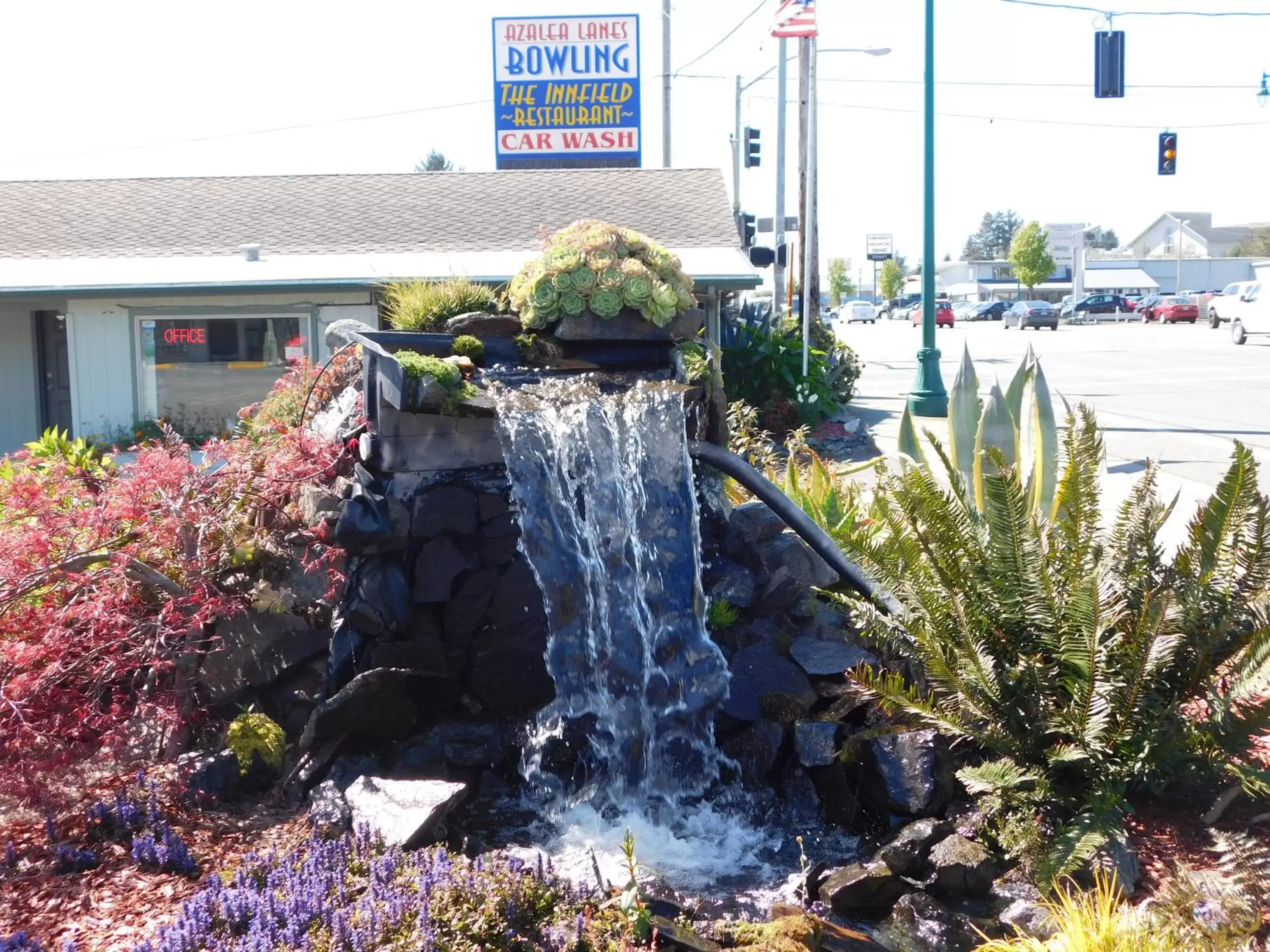 Property Building in Wild Rivers Motorlodge