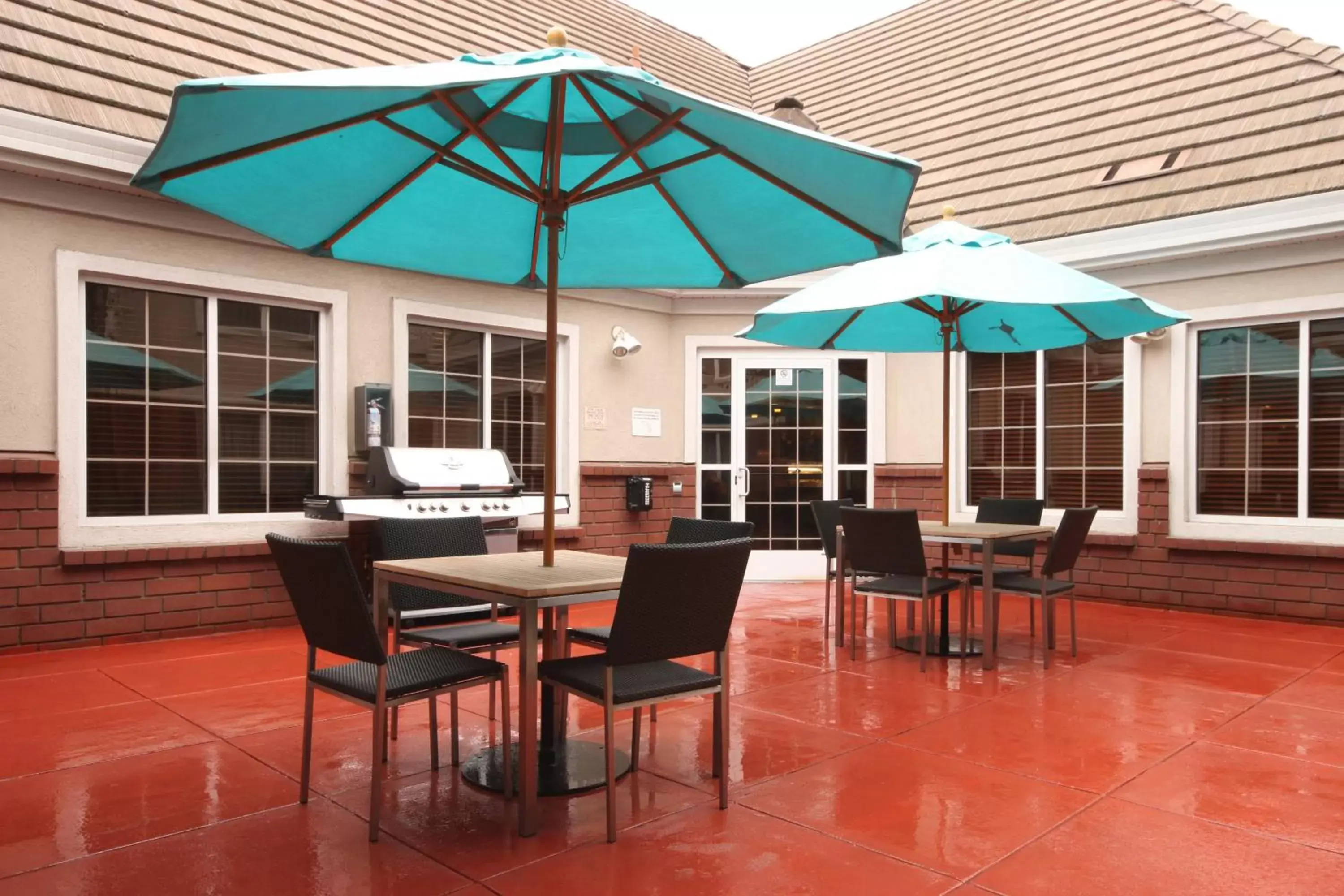 Property building, Restaurant/Places to Eat in Residence Inn by Marriott Salinas Monterey