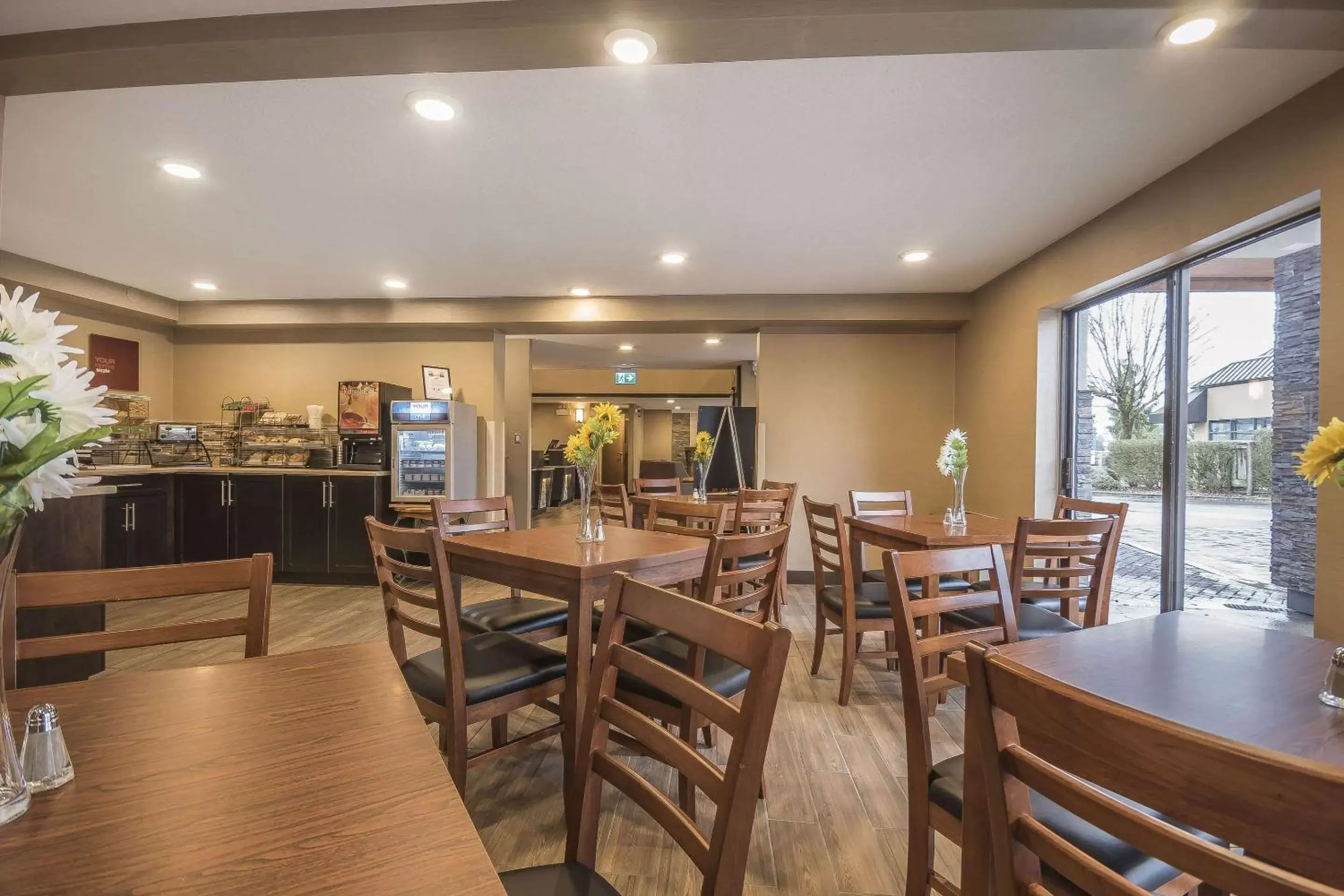Restaurant/Places to Eat in Comfort Inn Chilliwack