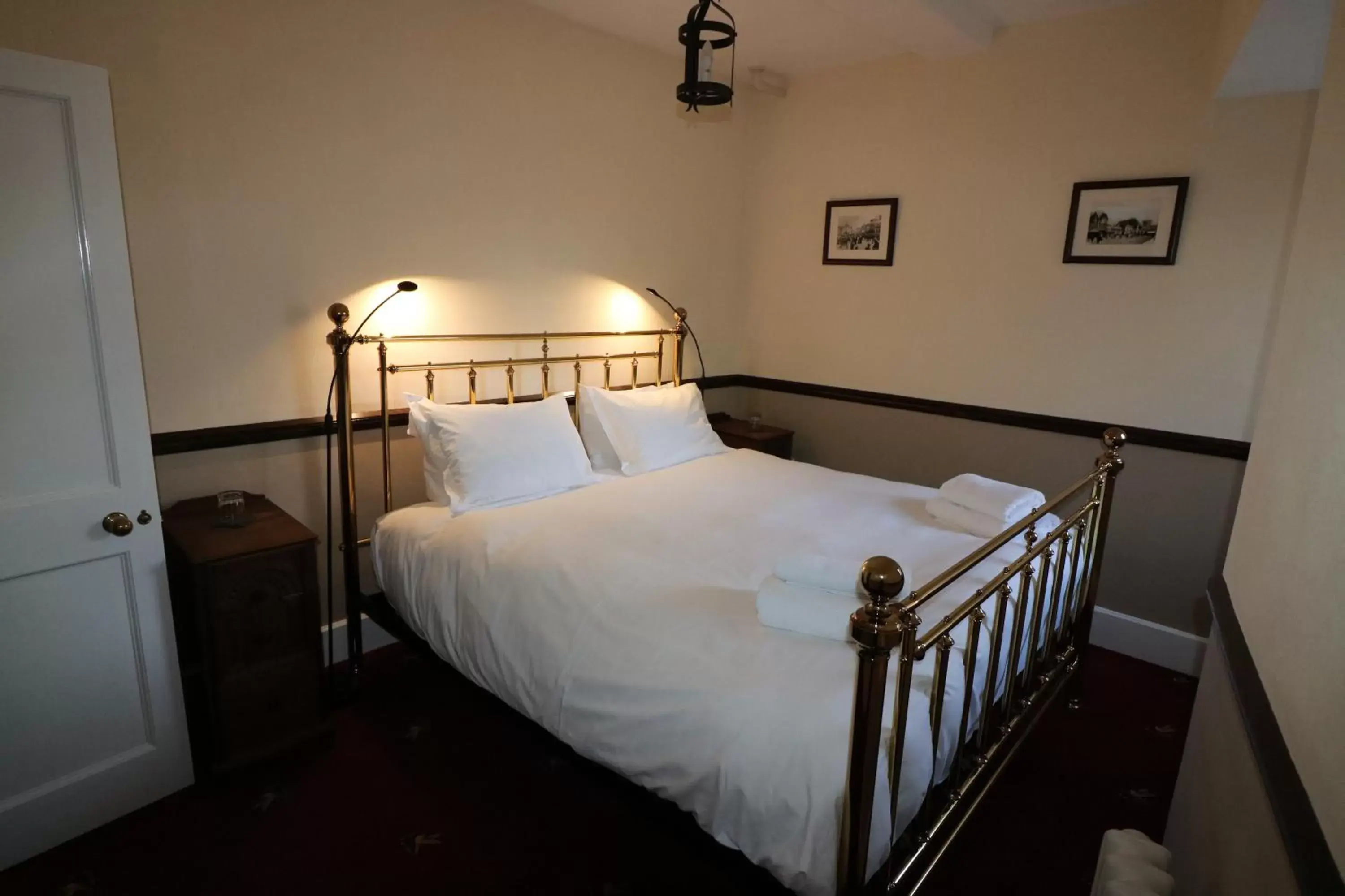 Bedroom, Bed in Appleby Castle