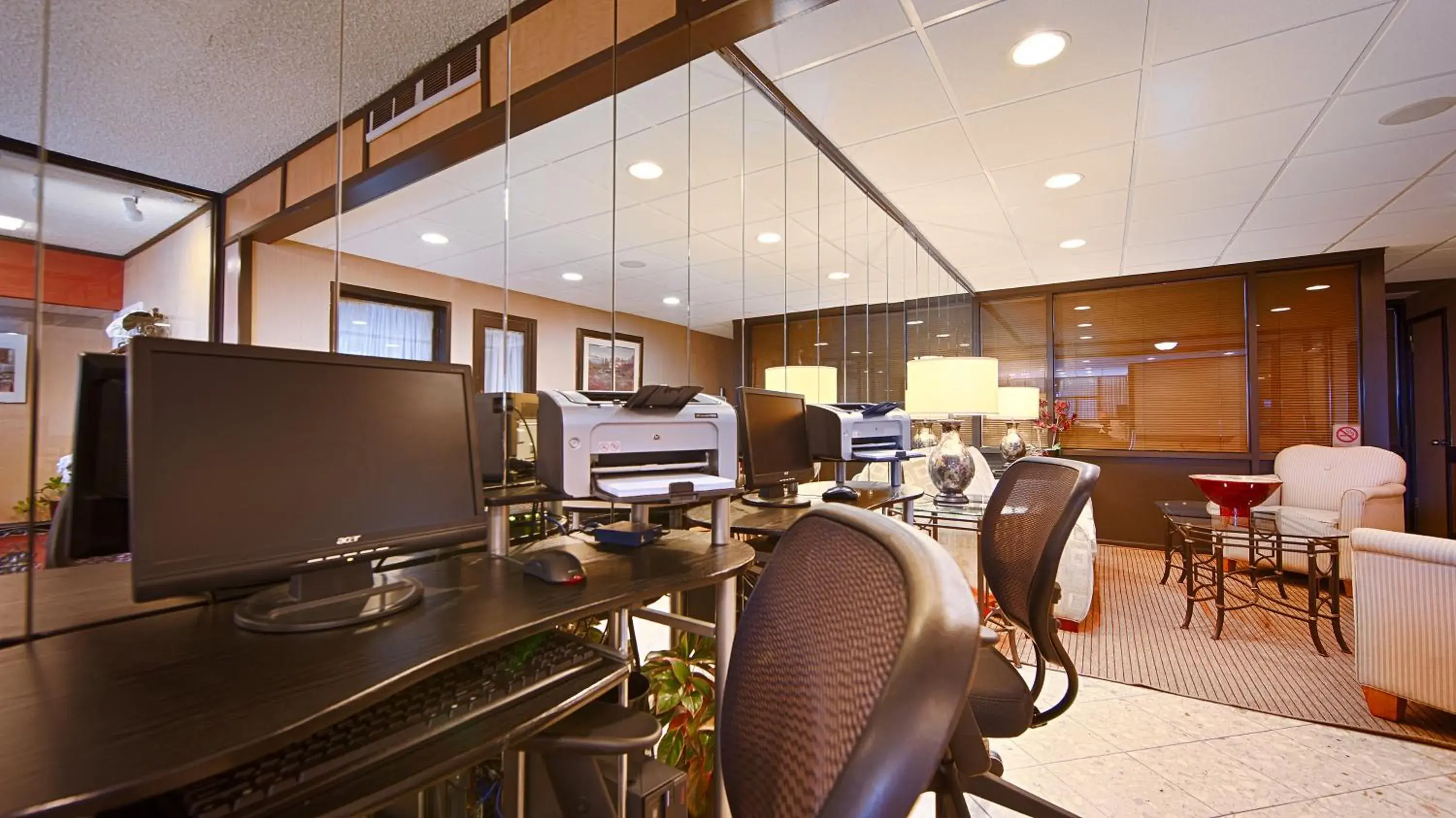 Lobby or reception in West Gate Inn Nyack Lobby or reception in West Gate Inn Nyack