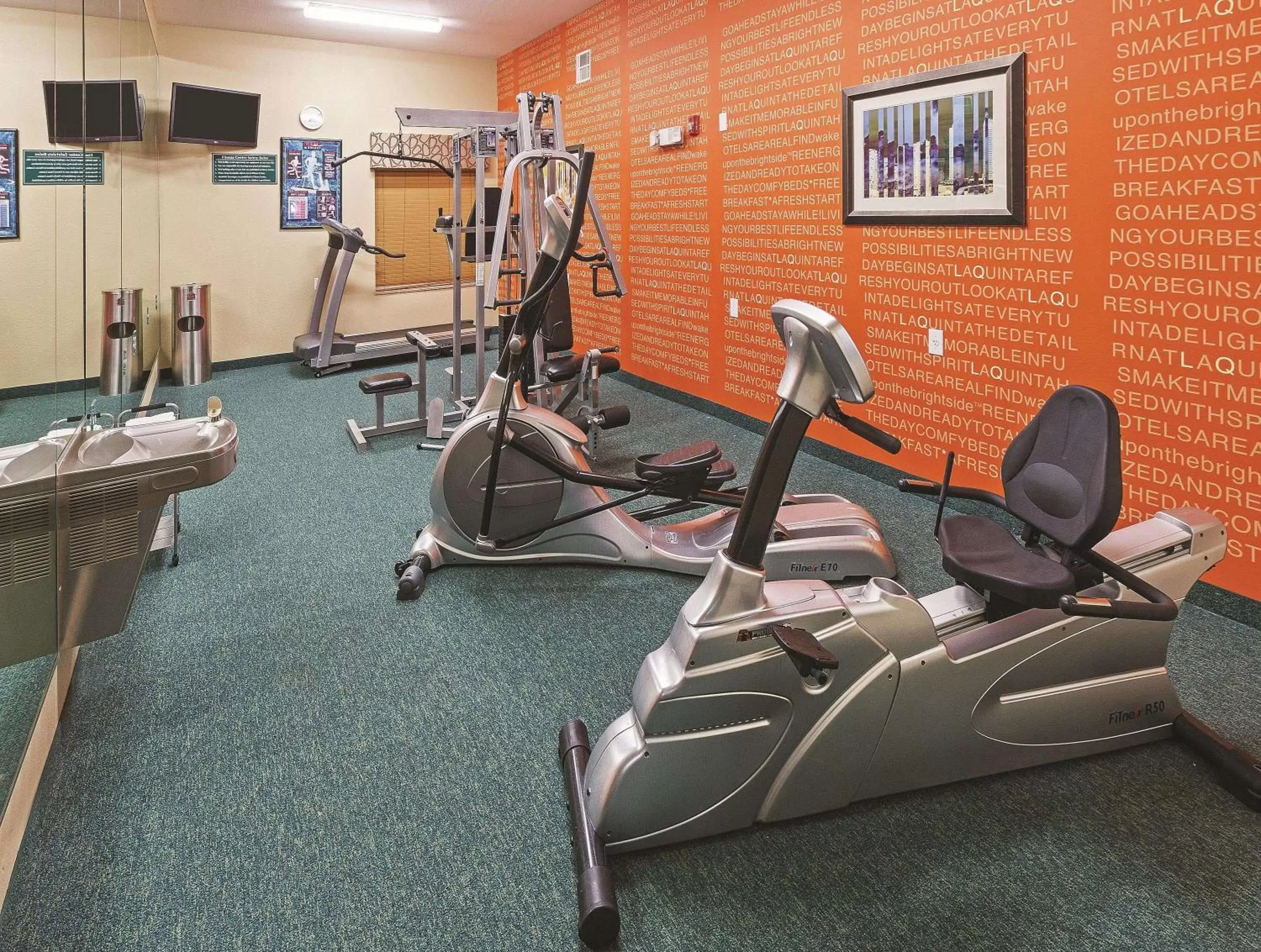 Fitness centre/facilities, Fitness Center/Facilities in La Quinta by Wyndham Houston Hobby Airport