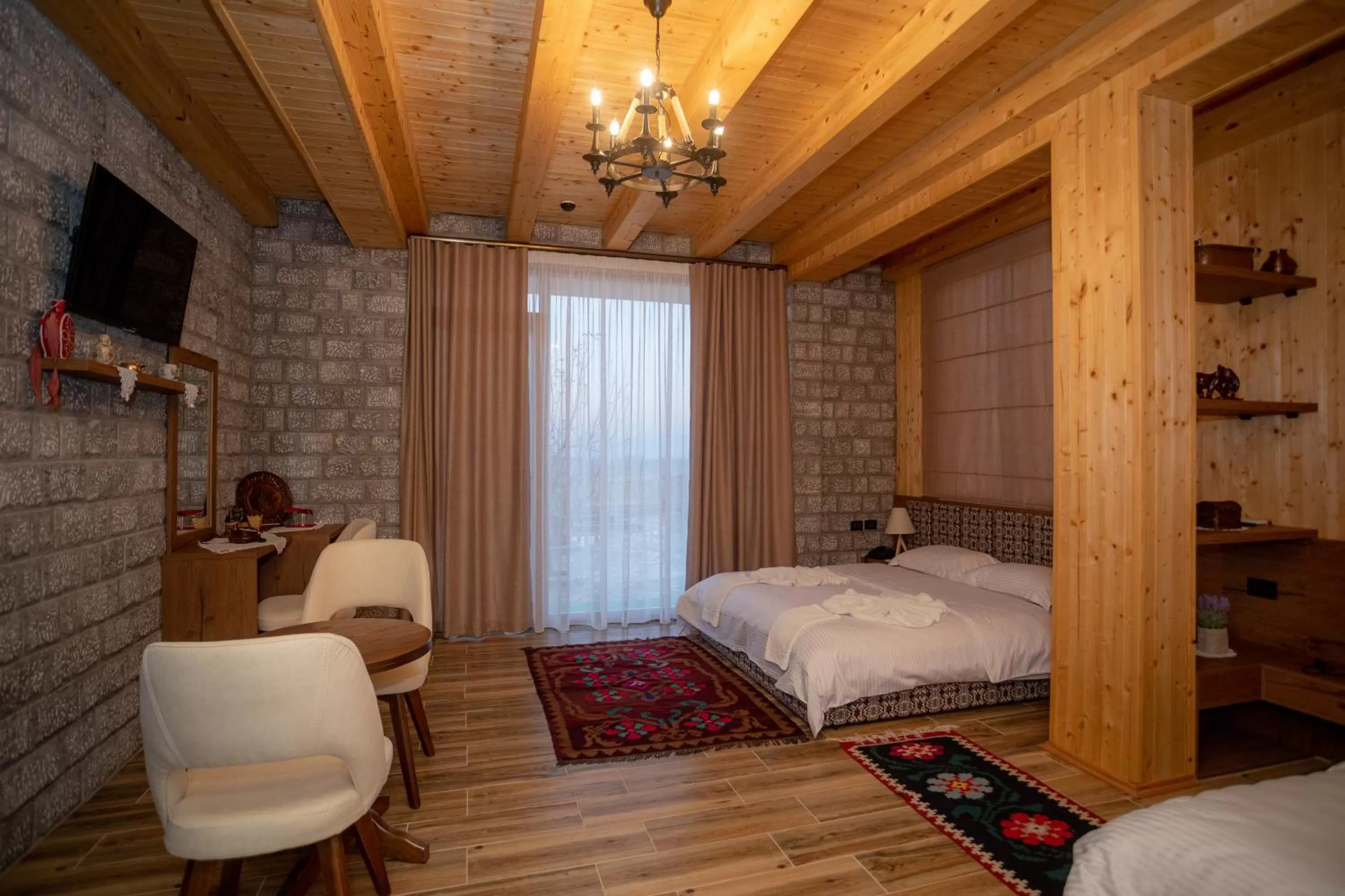 Photo of the whole room in OLD HOUSE