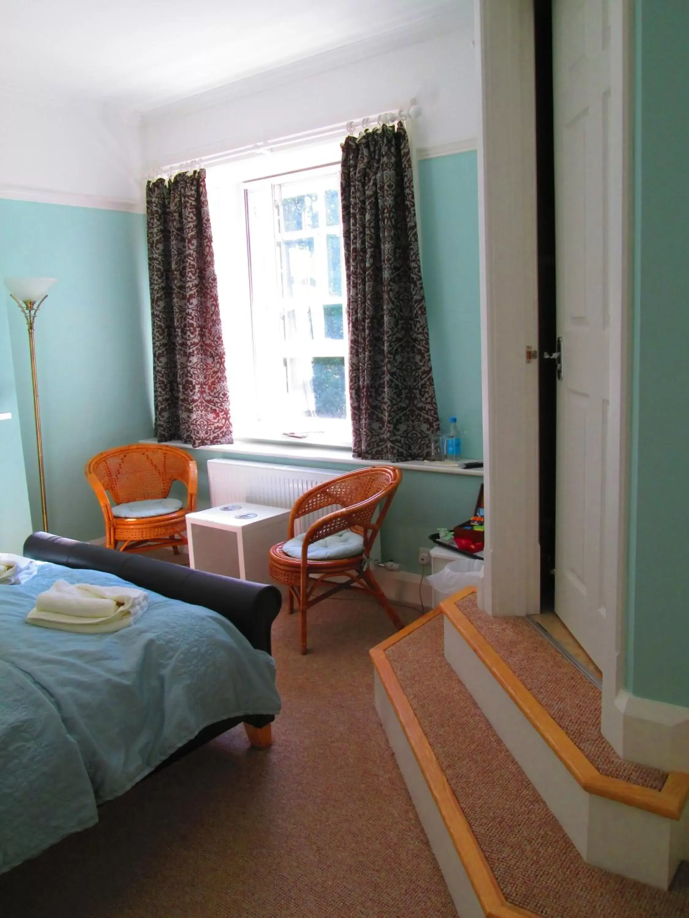 Double Room in Weston Manor Double Room in Weston Manor