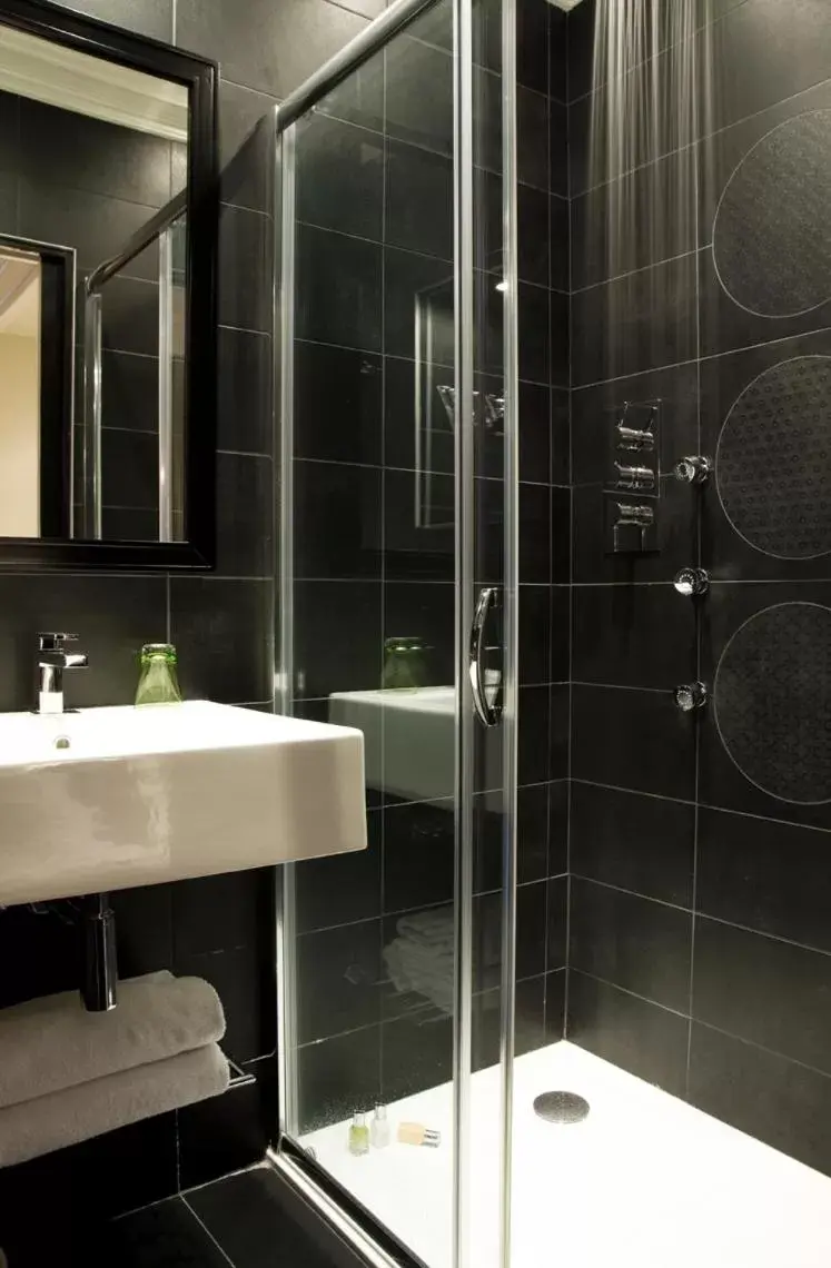 Bathroom in Le Mathurin Hotel & Spa