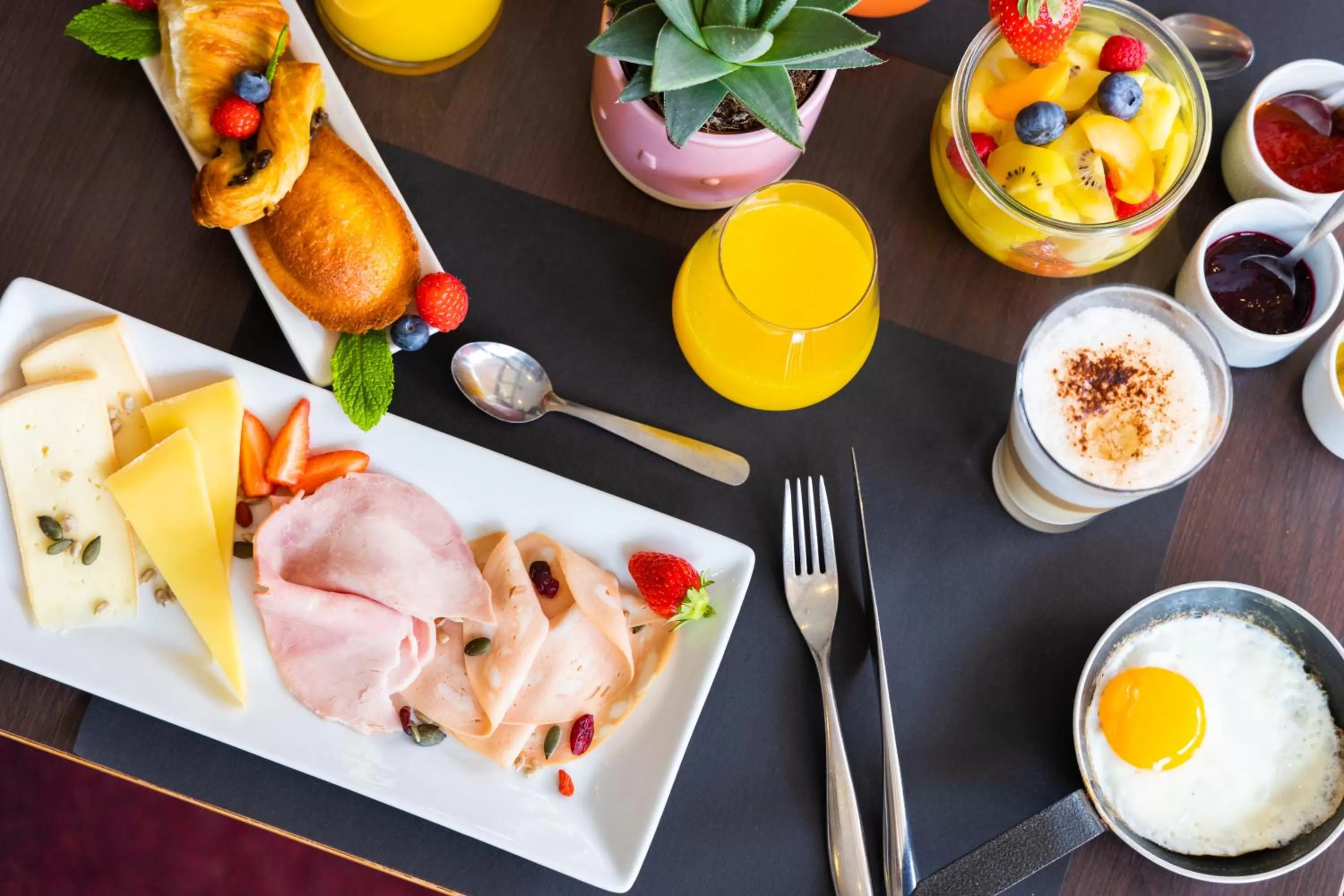 Breakfast in Mercure Tours Nord