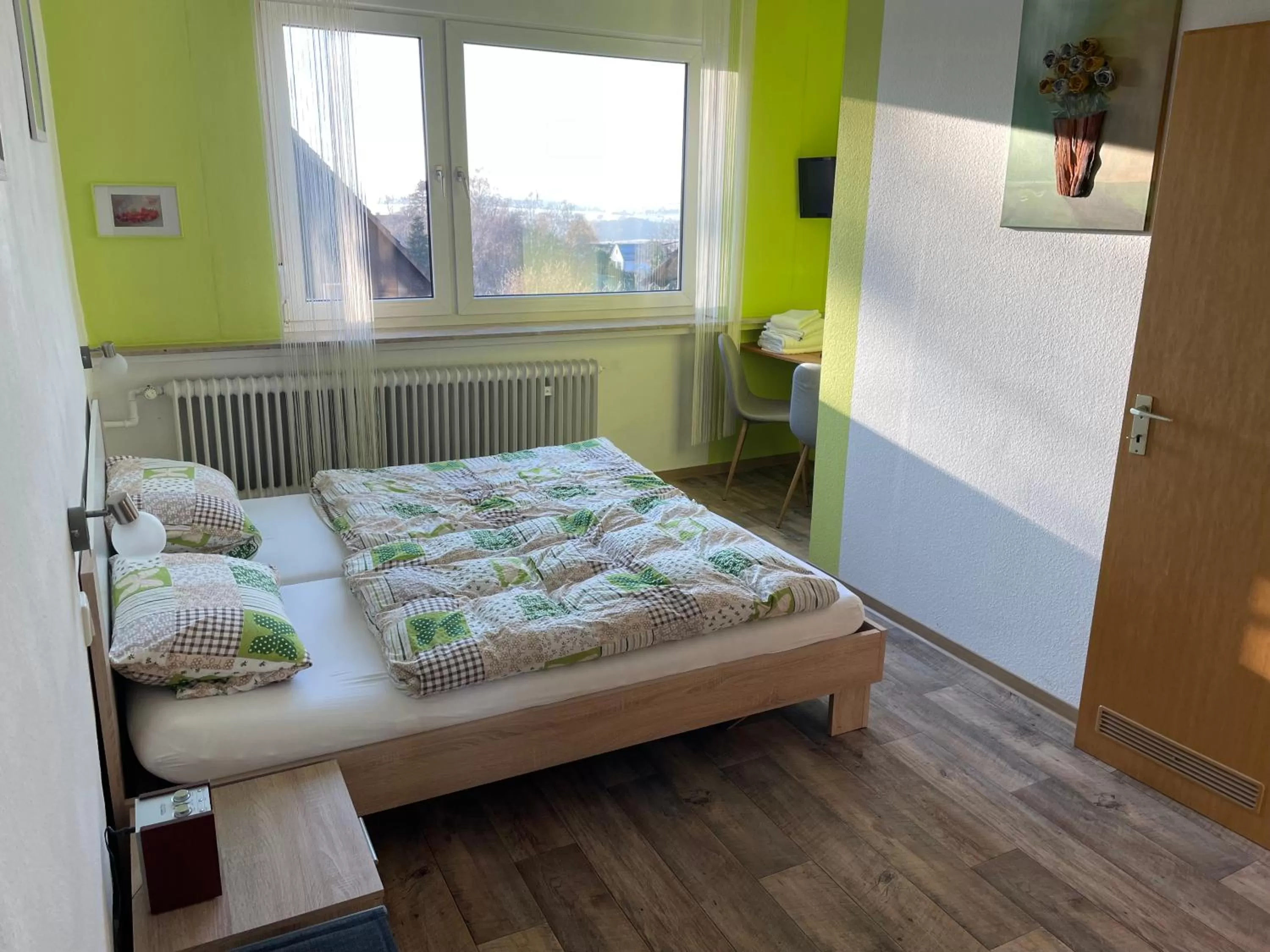 Photo of the whole room, Bed in Berggarten Schwalenberg