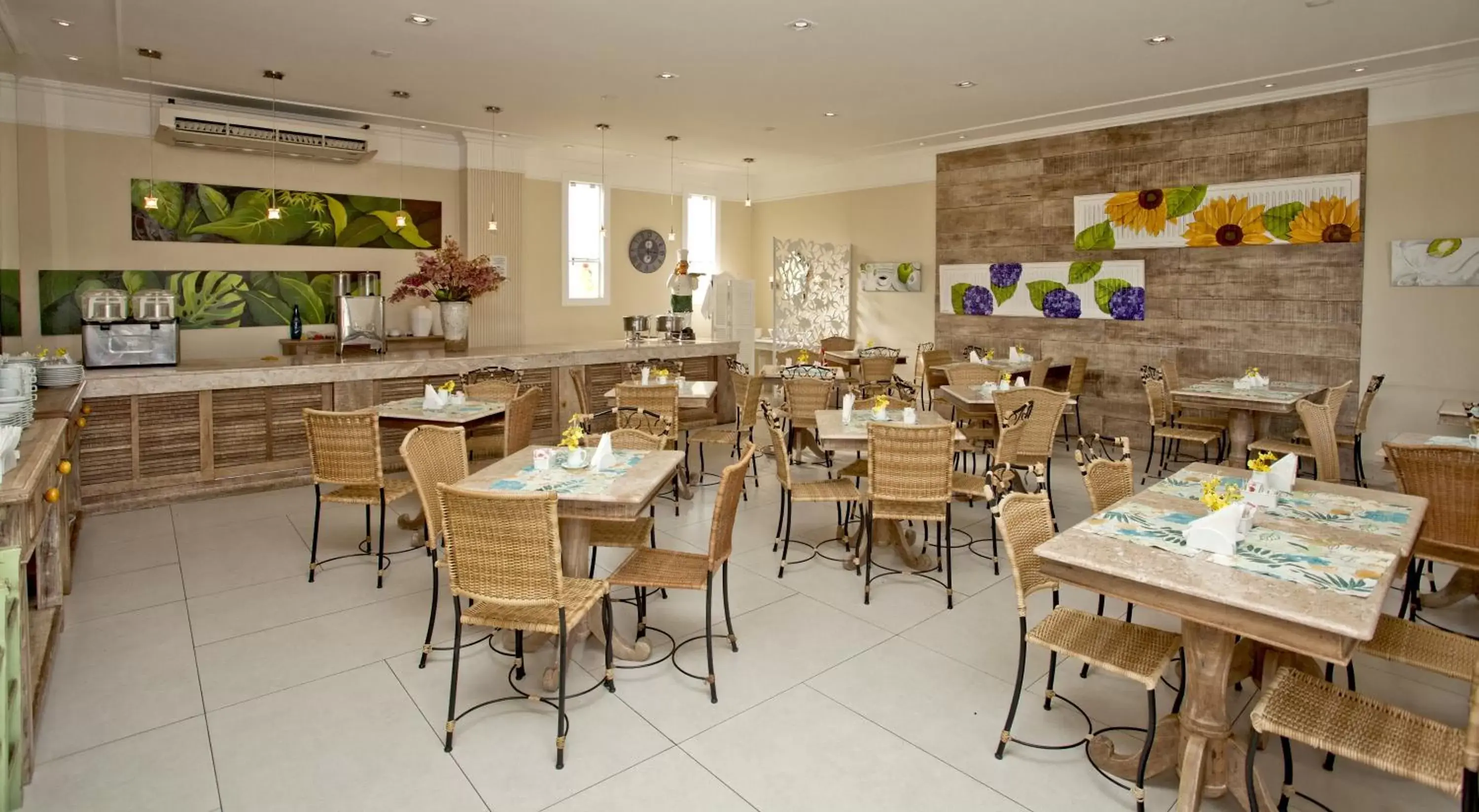 Restaurant/places to eat in Hotel Don Quijote Búzios Restaurant/places to eat in Hotel Don Quijote Búzios