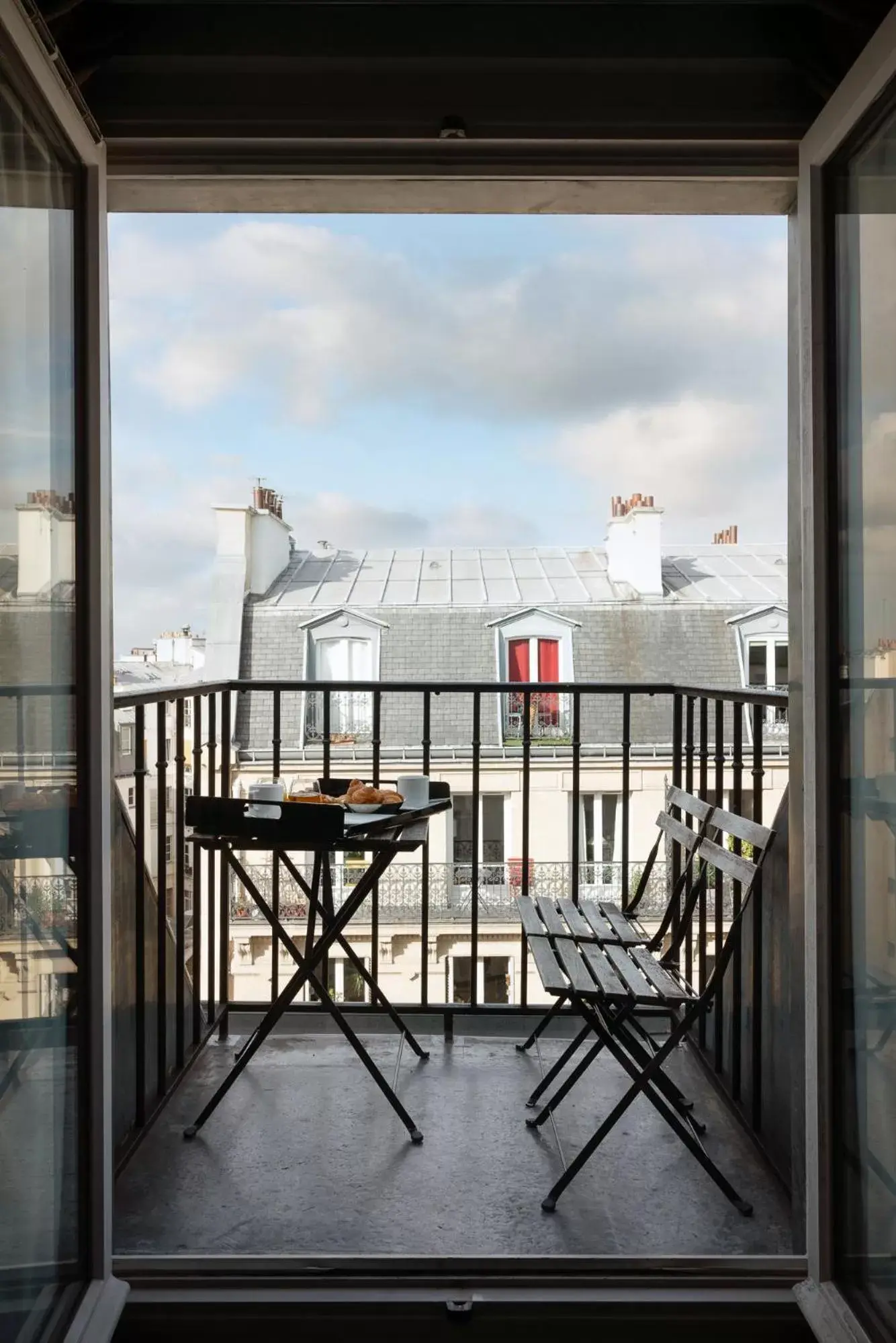 View (from property/room), Balcony/Terrace in Hotel Saint-Louis Pigalle