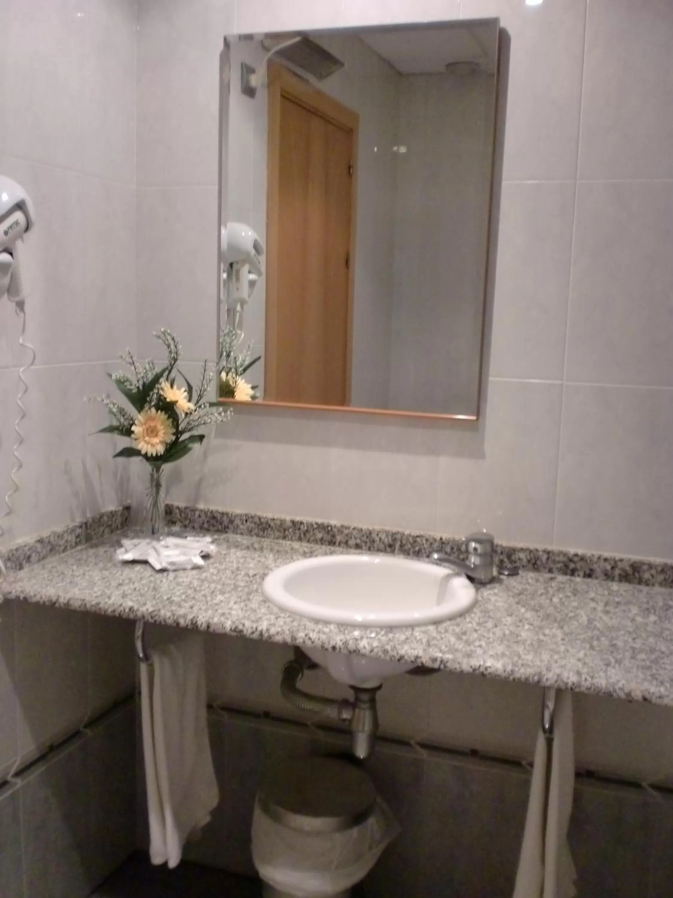 Bathroom in El Pinche de Oro