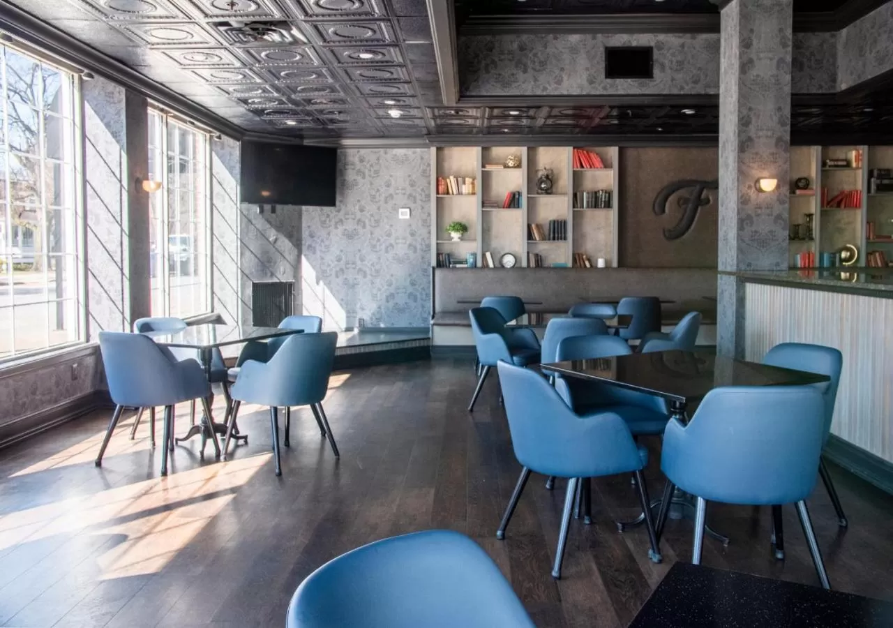 Restaurant/places to eat in The Queensbury Hotel