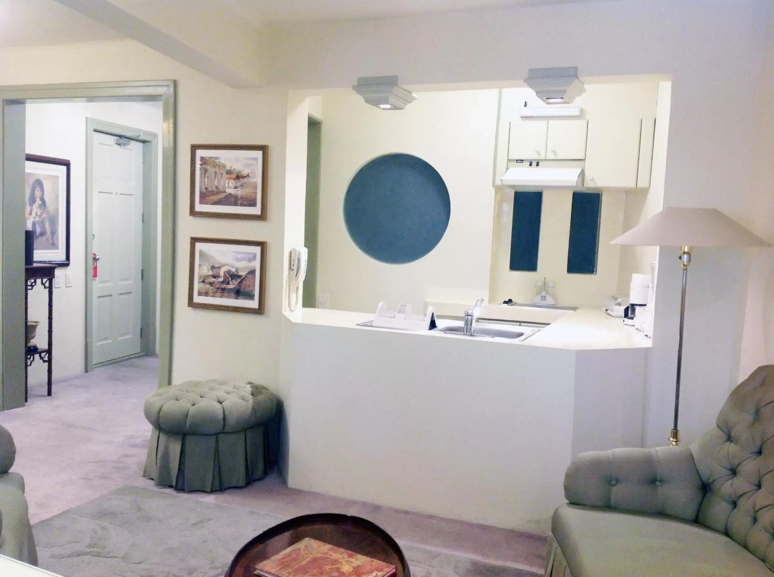 Living room, Bathroom in Casa Corp Boutique Suites in Condesa