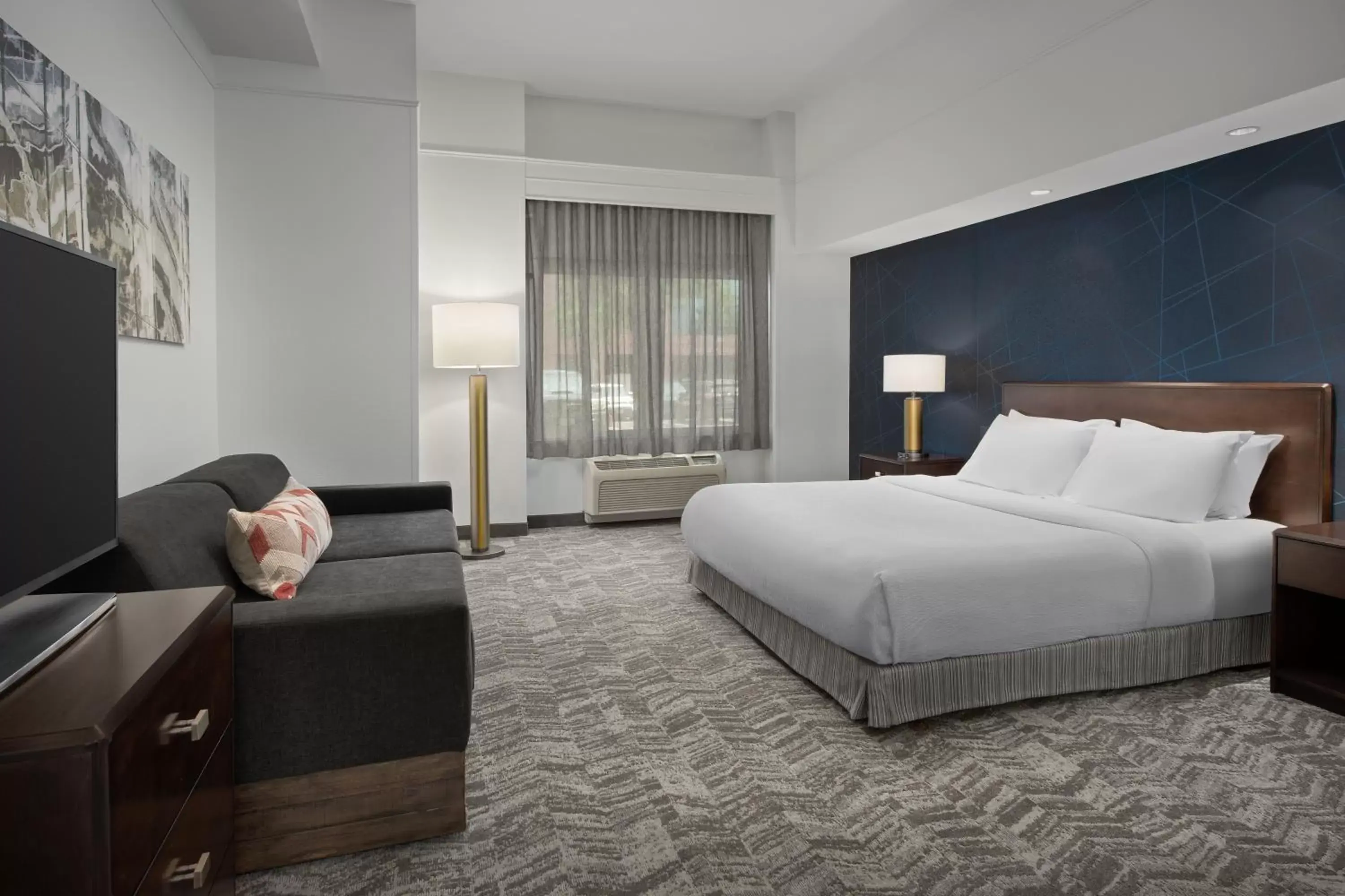 Bed in SpringHill Suites by Marriott Portland Vancouver