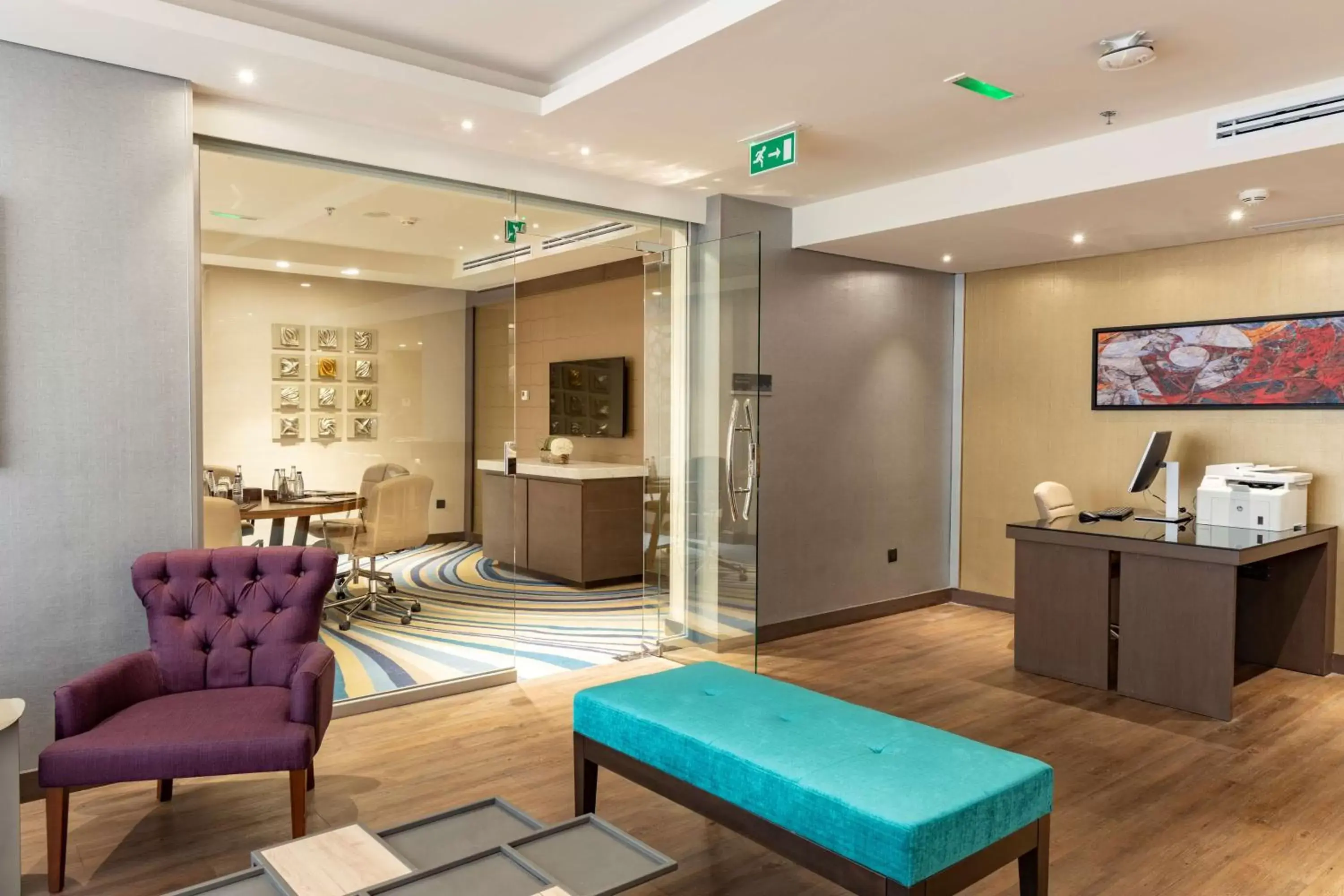 Lounge or bar, Seating Area in Radisson Blu Hotel, Jeddah Corniche