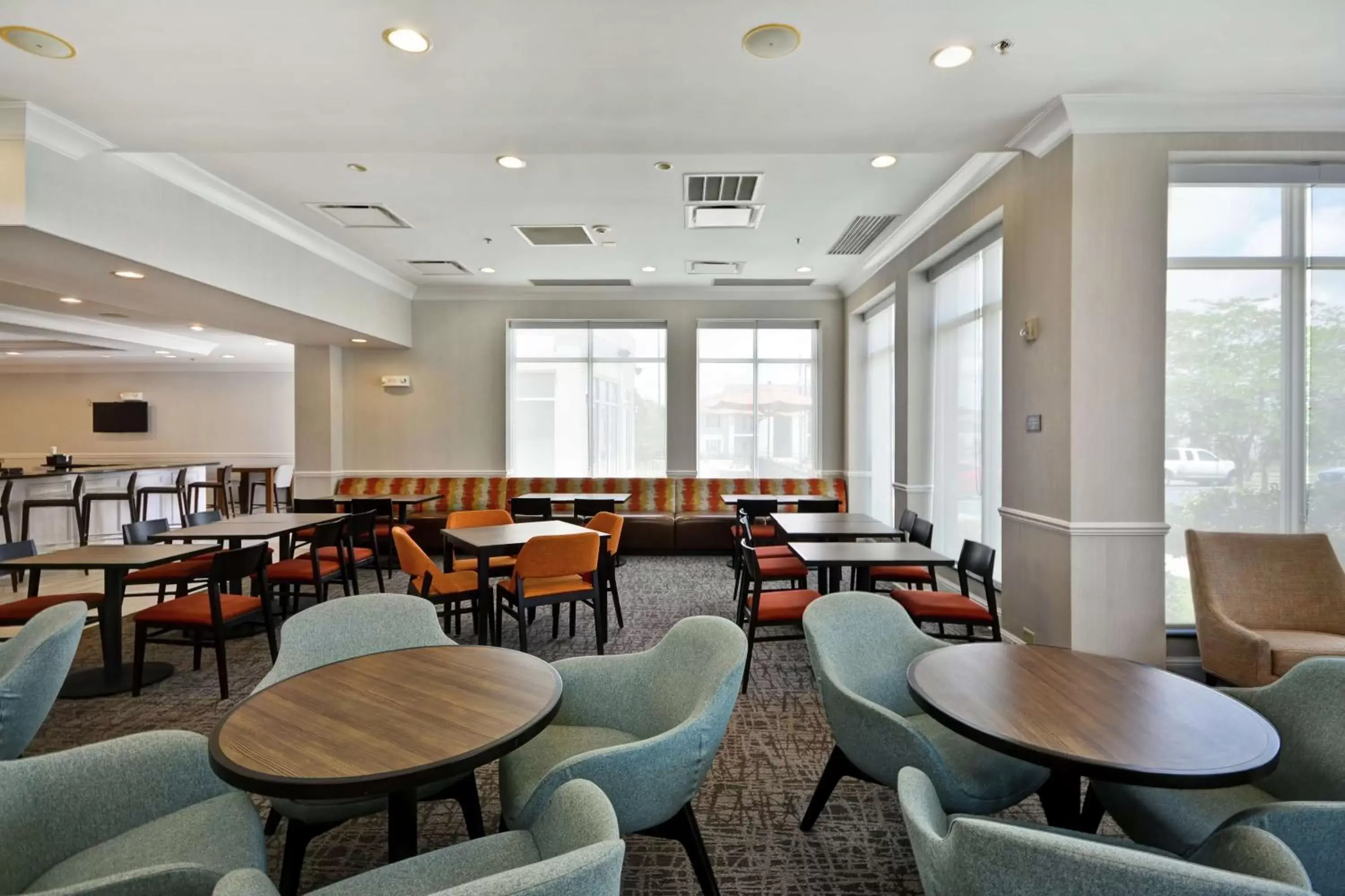 Breakfast, Restaurant/Places to Eat in Hilton Garden Inn Gulfport - Biloxi Airport