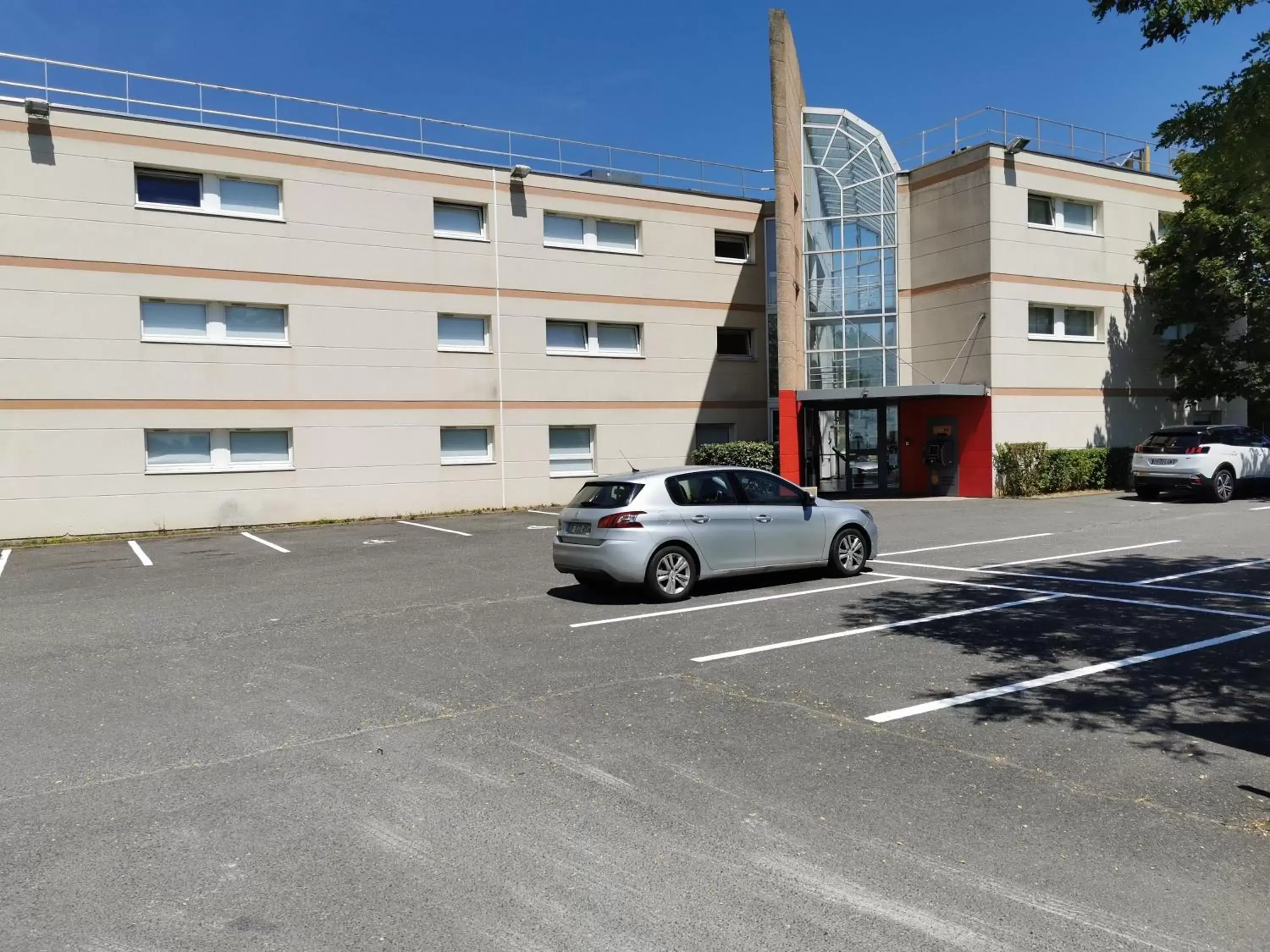 Property building in HotelF1 Bourges Le Subdray