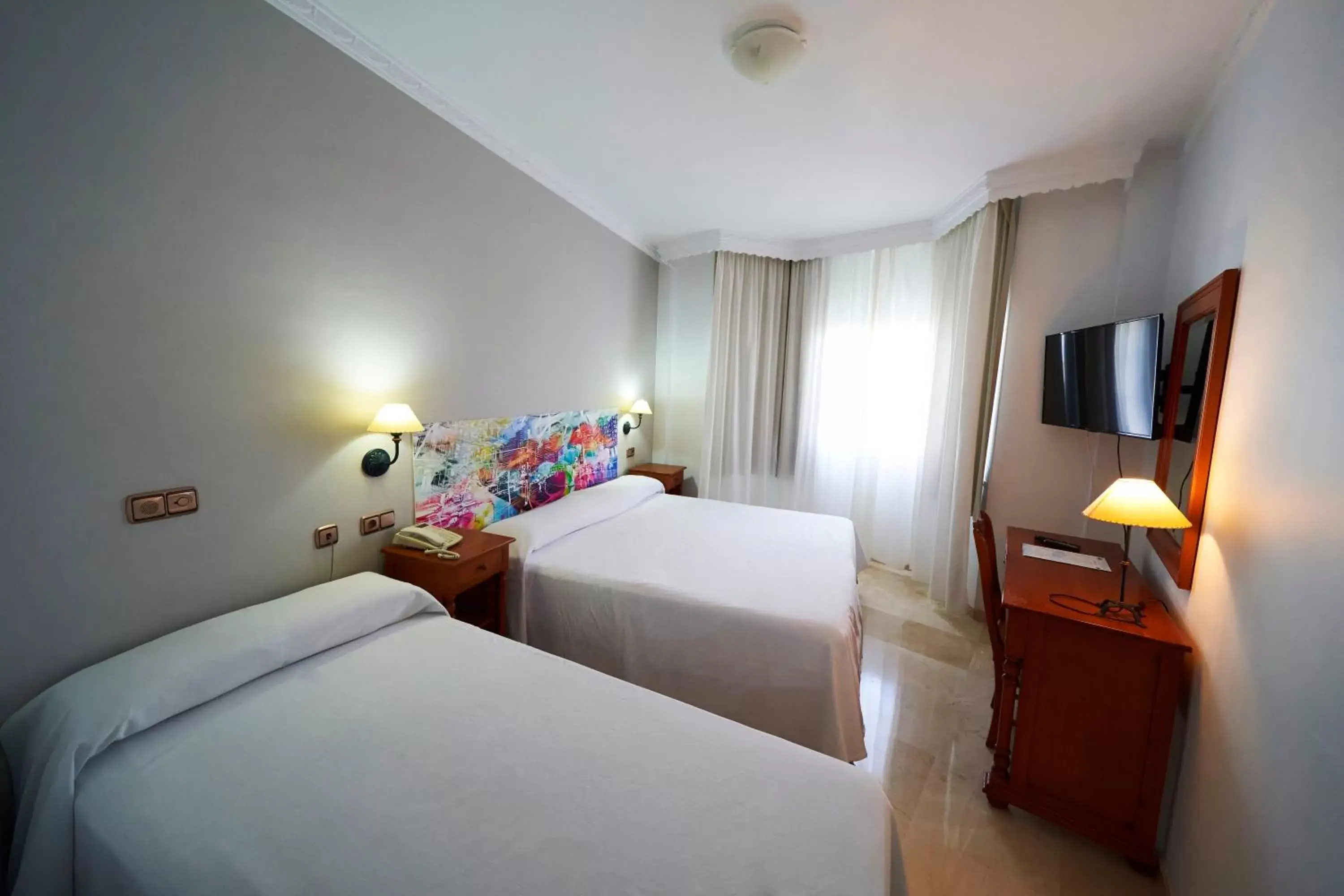 Triple Room with Bathroom in Hotel Bajamar Centro