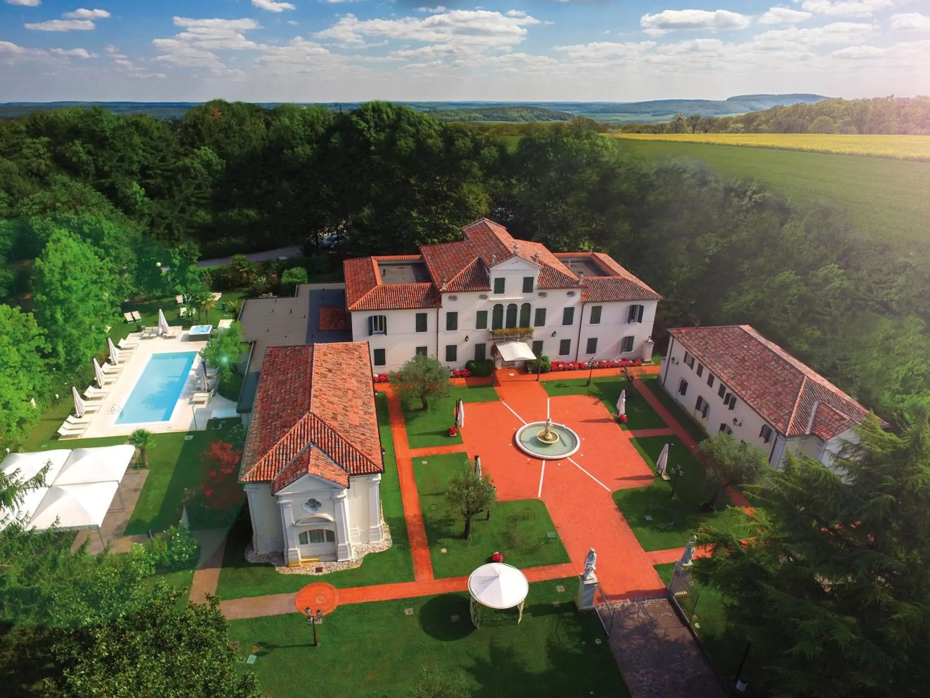 Patio, Bird's-eye View in Villa Fiorita