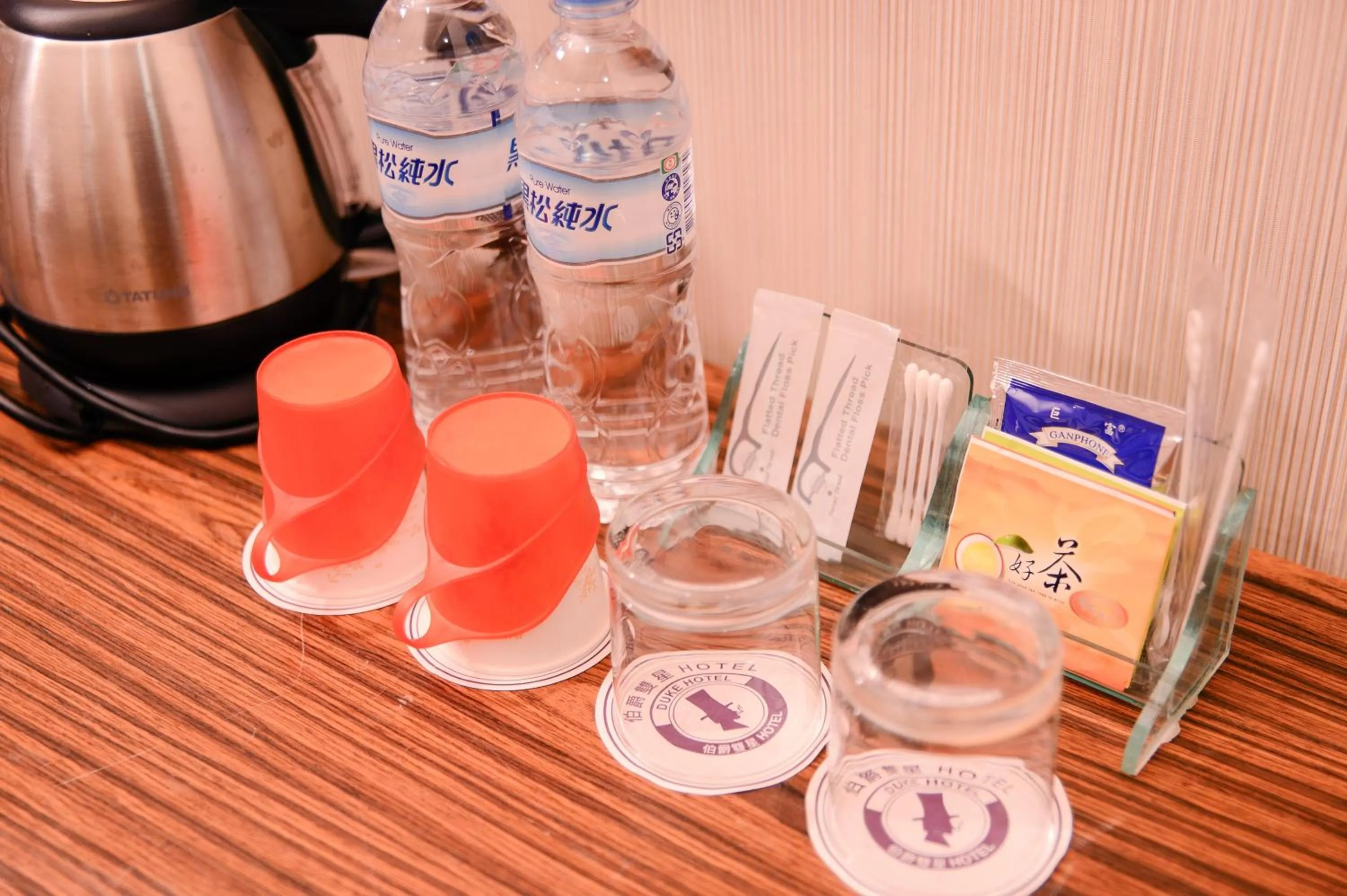 Coffee/tea facilities in Duke Business Hotel