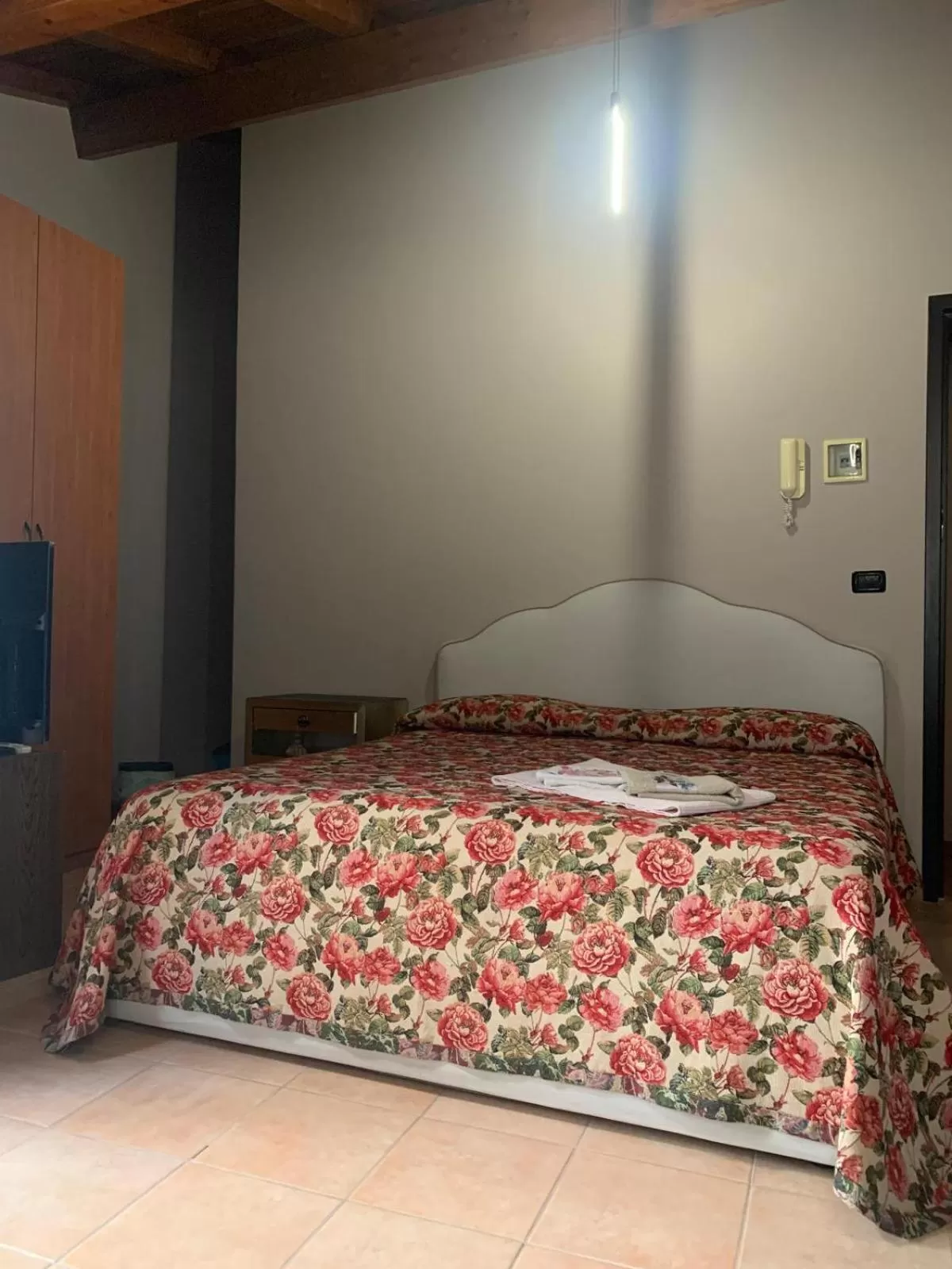 Bed in CD Romanello (Mura S. Cataldo)