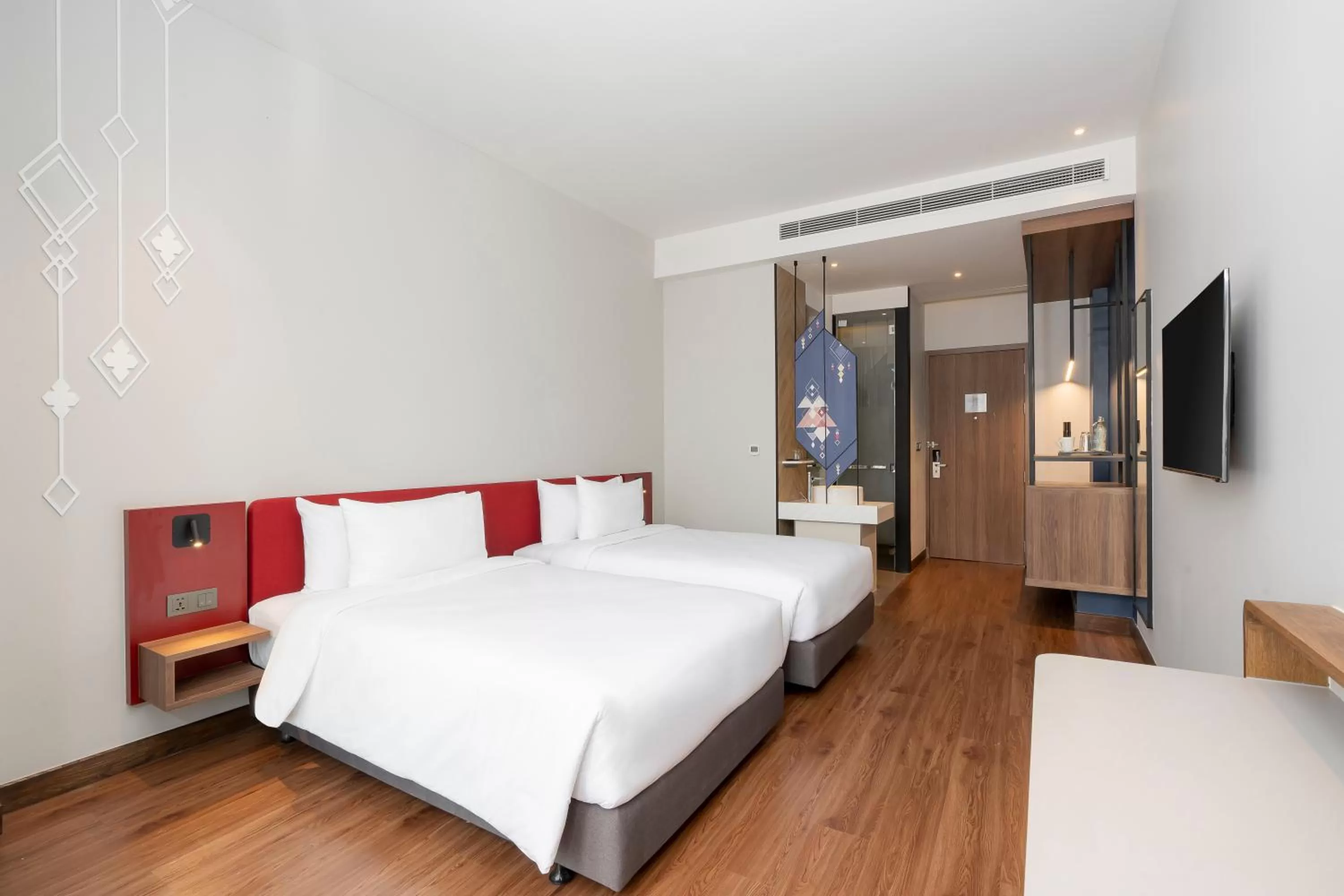 Guests, Bed in Centara Life Hotel Bangkok Phra Nakhon