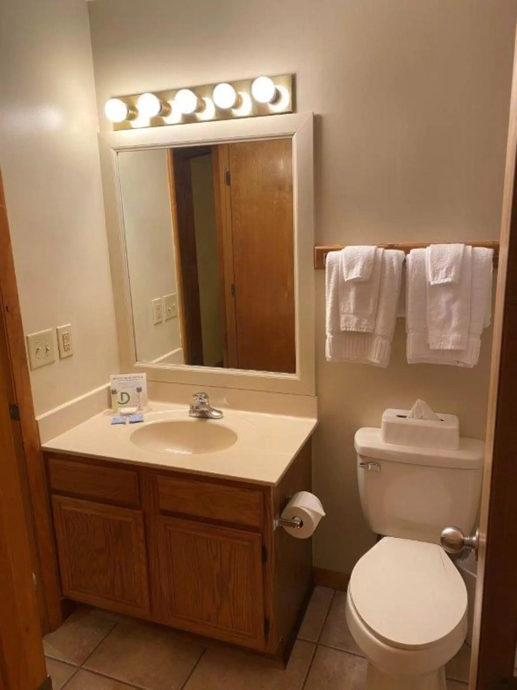 Bathroom in Fairway Forest