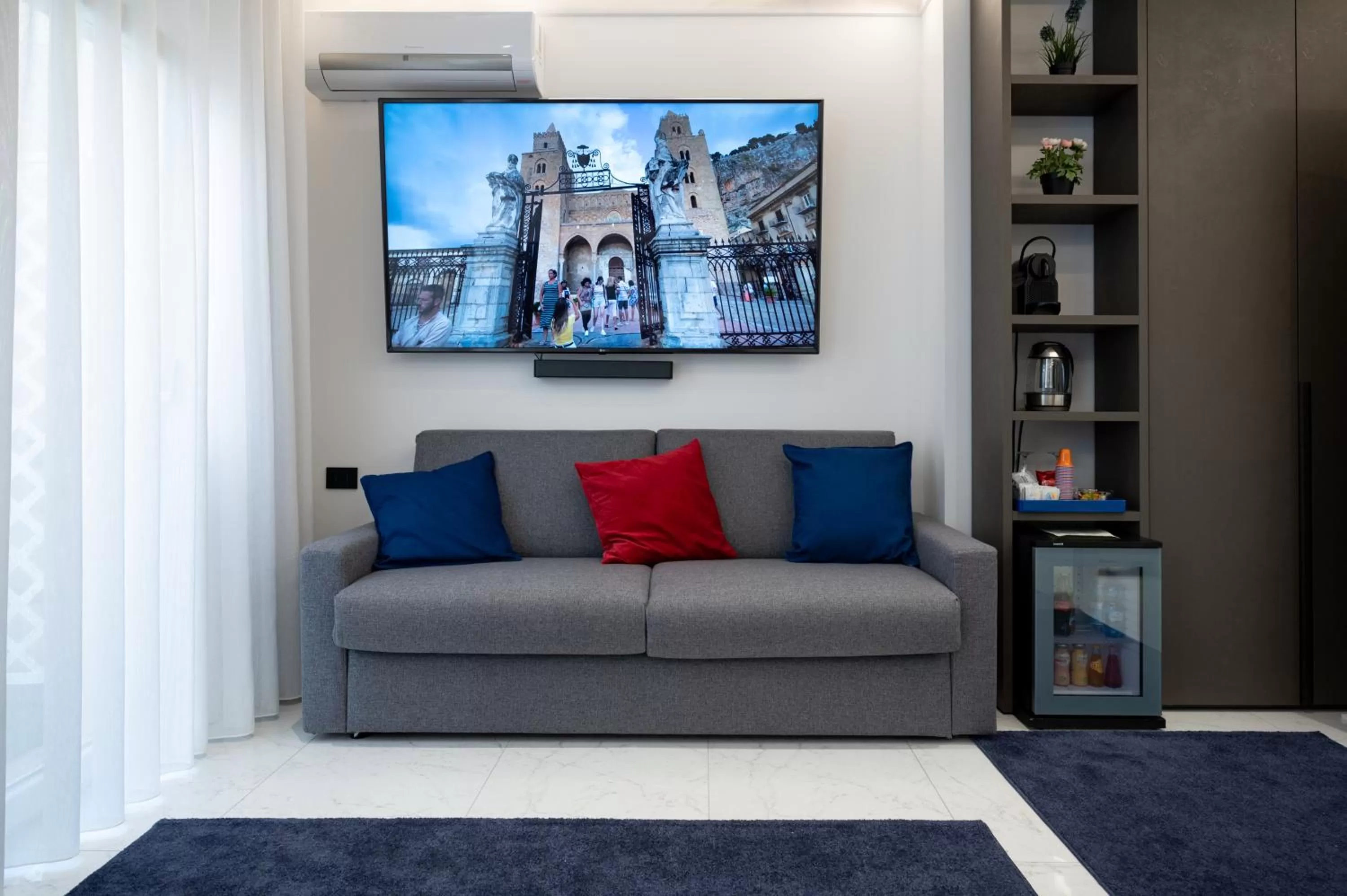 Seating area in BM SUITES CEFALU