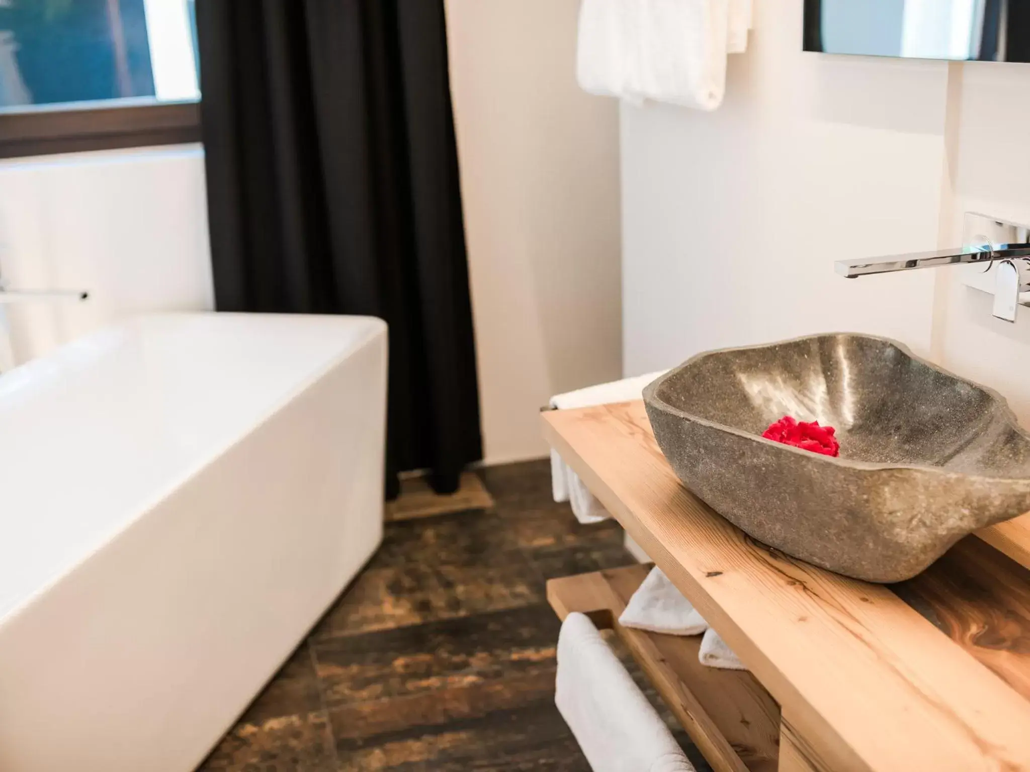 Bathroom in Garni Hotel Katzenthalerhof