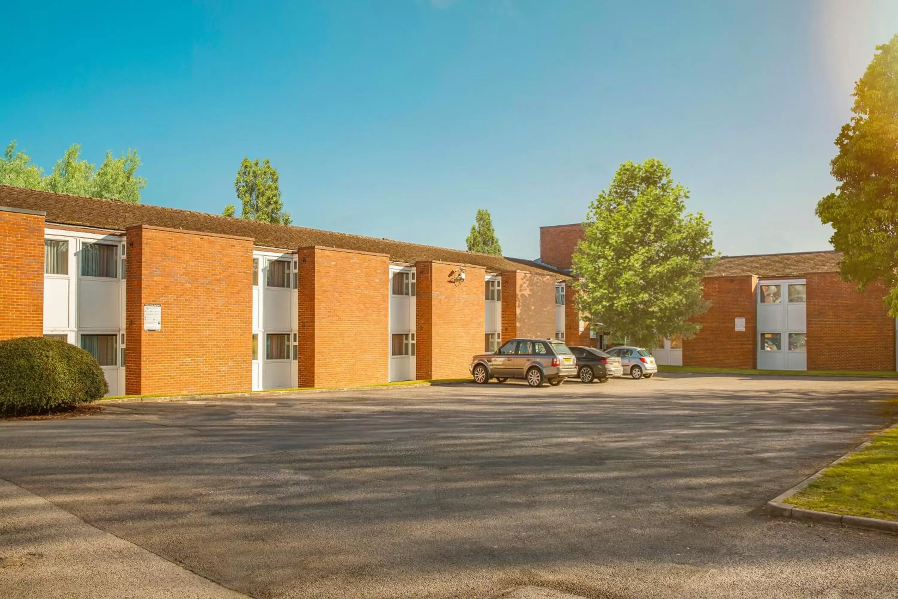 Property building in Holiday Inn Basingstoke by IHG Property building in Holiday Inn Basingstoke by IHG