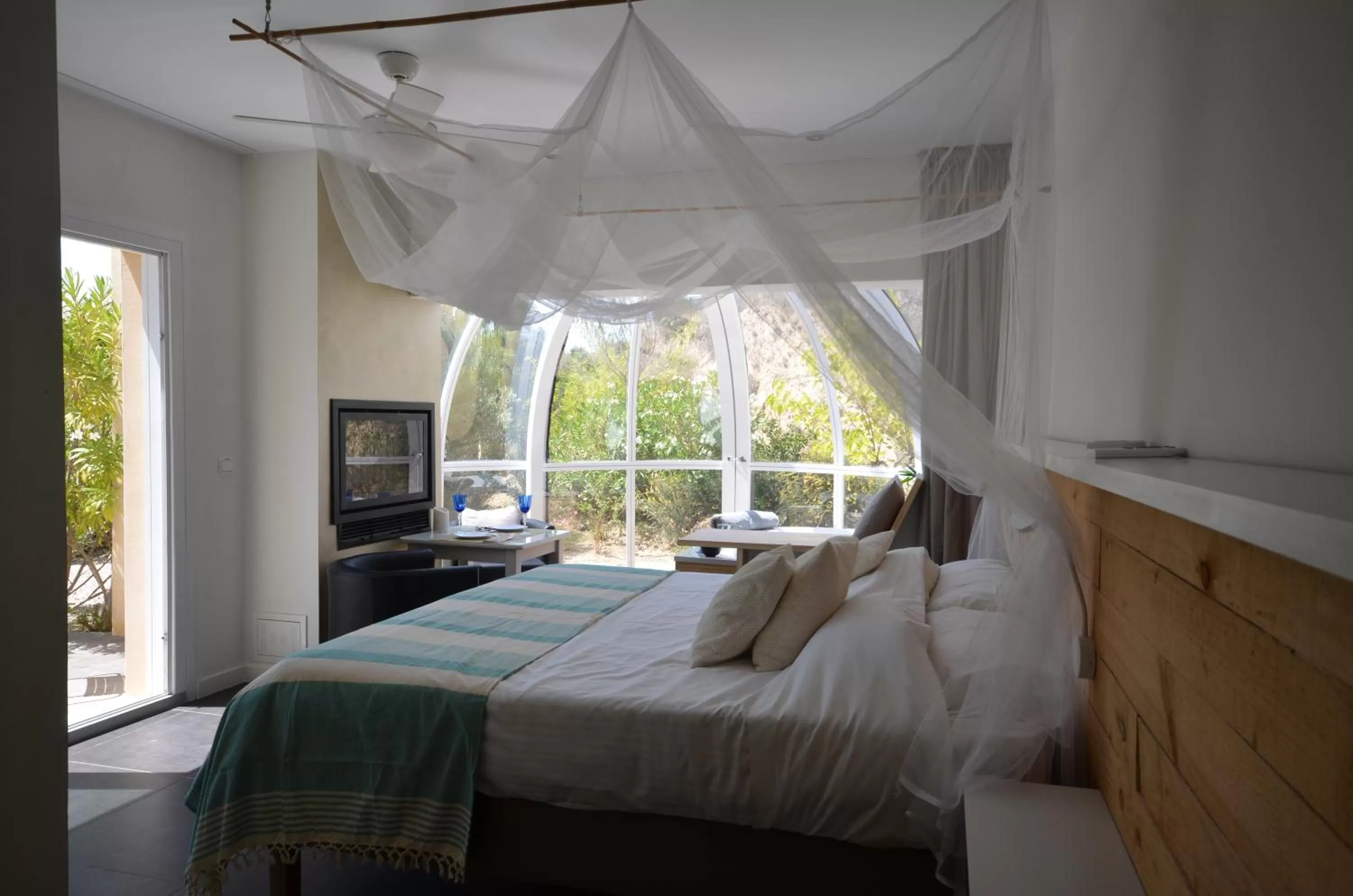 Bedroom, Bed in El Pao Spa