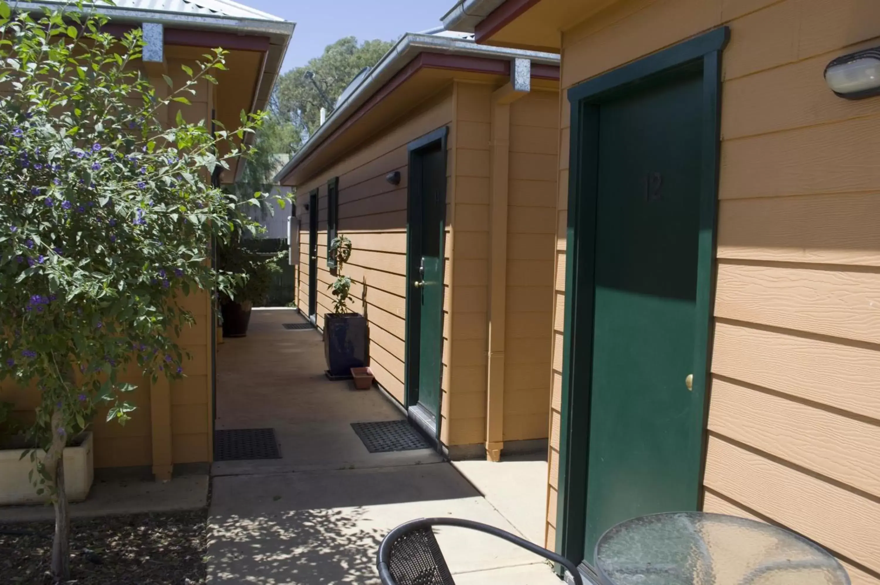 Facade/entrance in Prince Of Wales Hotel Gulgong