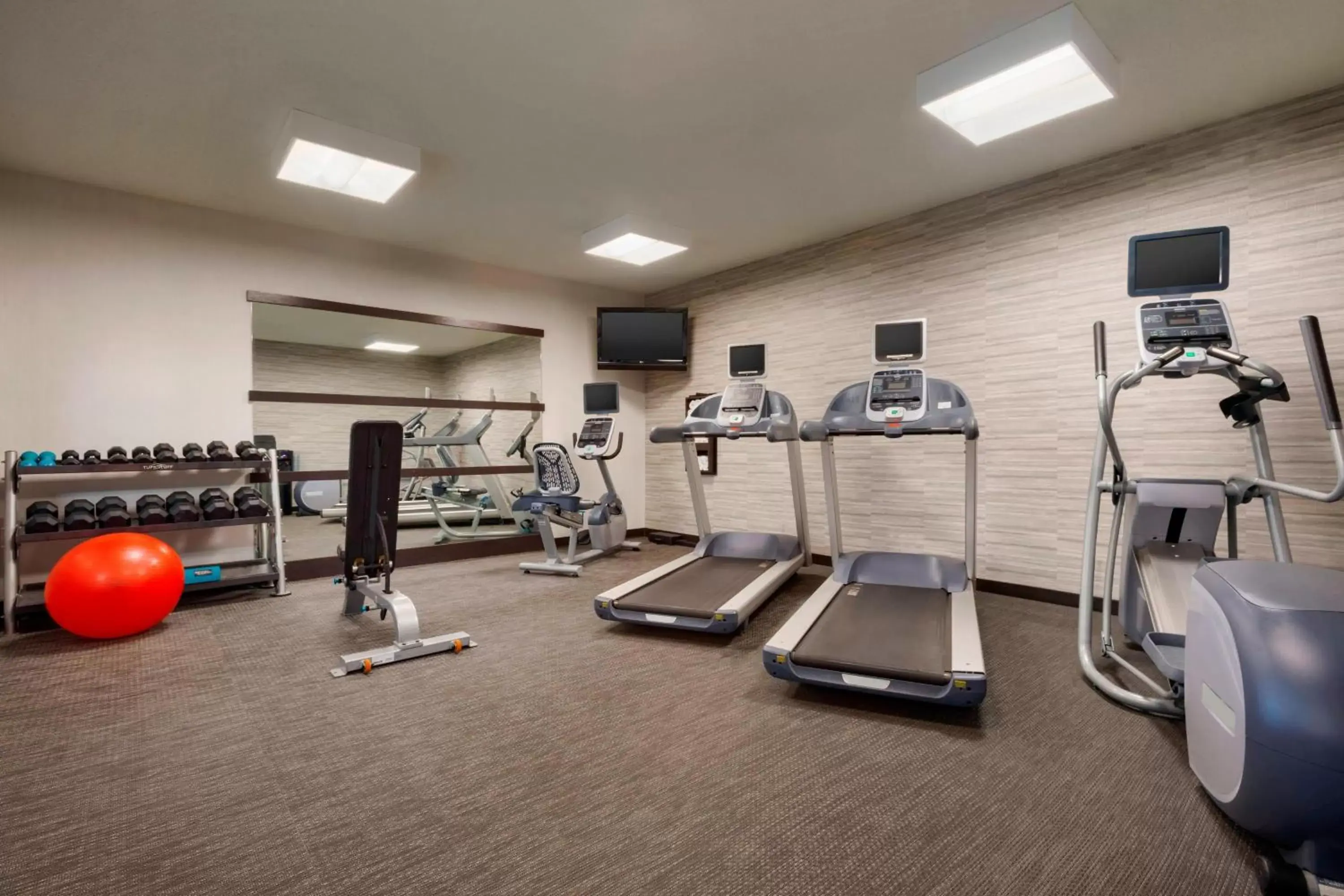 Fitness centre/facilities, Fitness Center/Facilities in Courtyard Akron Fairlawn