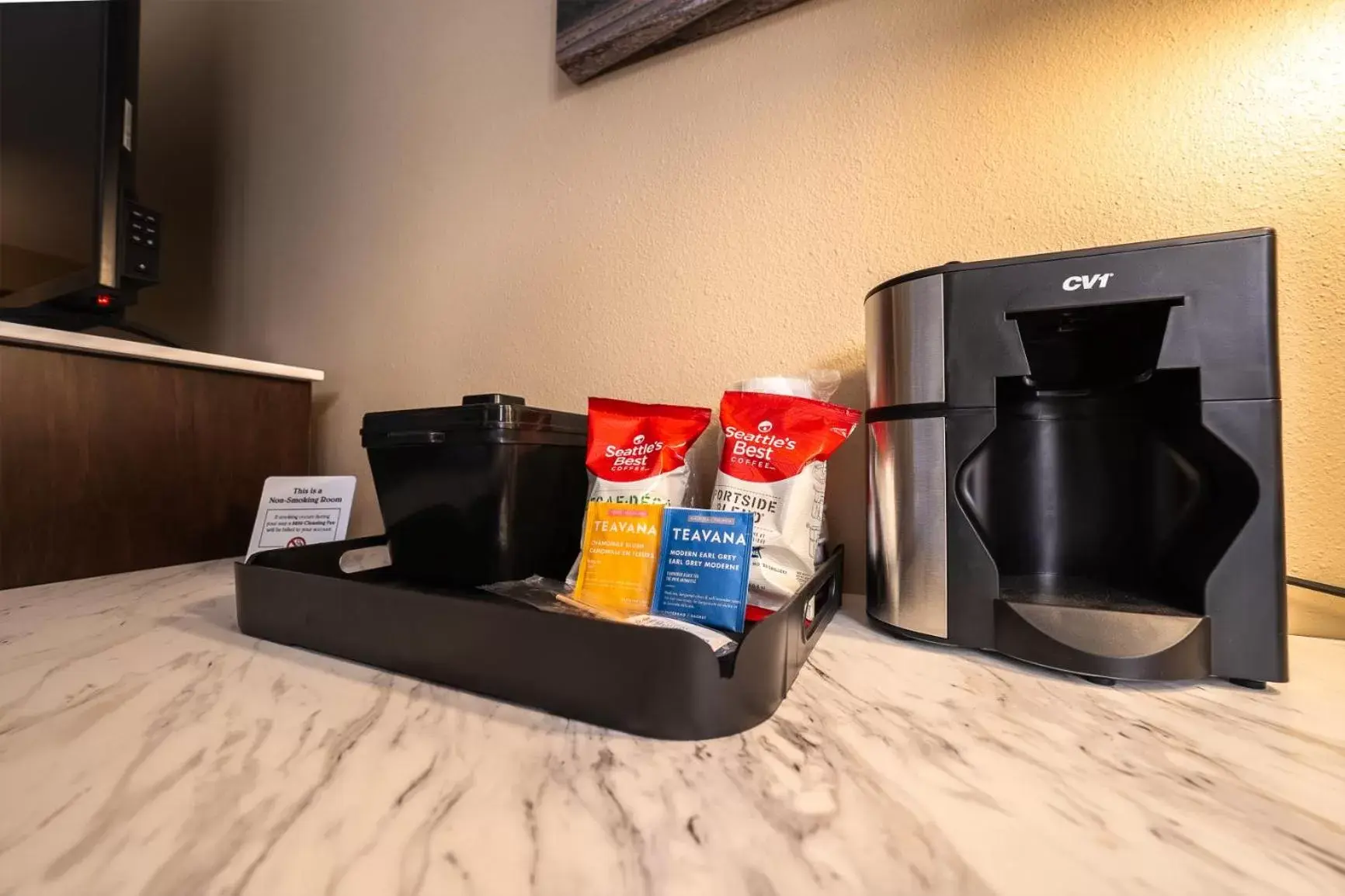 Coffee/tea facilities in Cobblestone Inn & Suites - Trenton