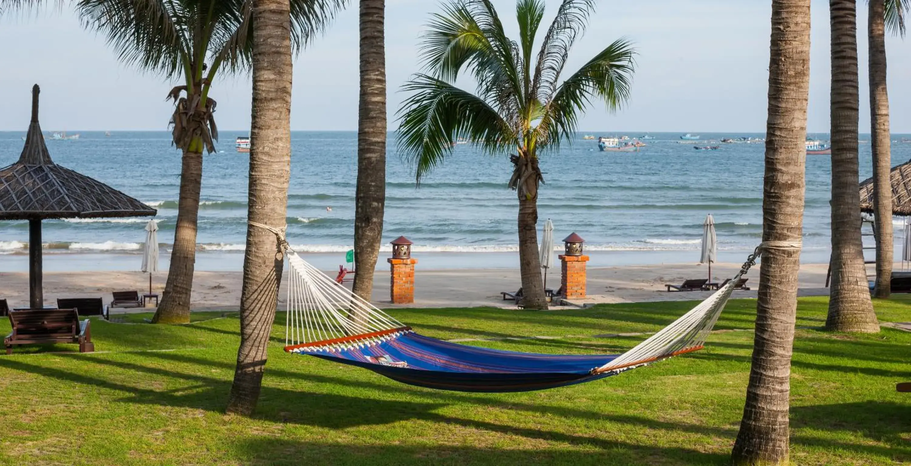 Beach in Pandanus Resort