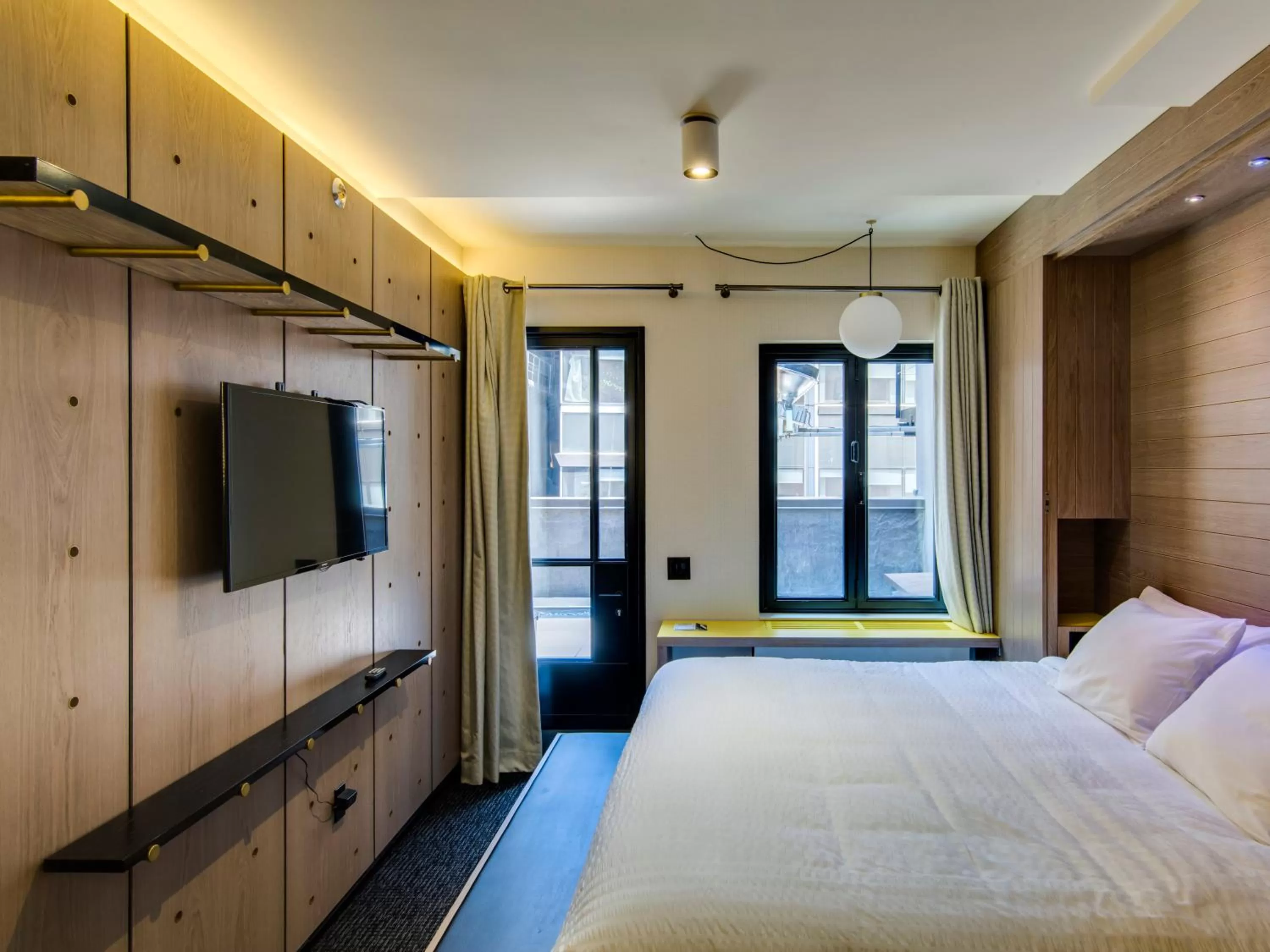 Bed in Hotel Shocard Broadway, Times Square