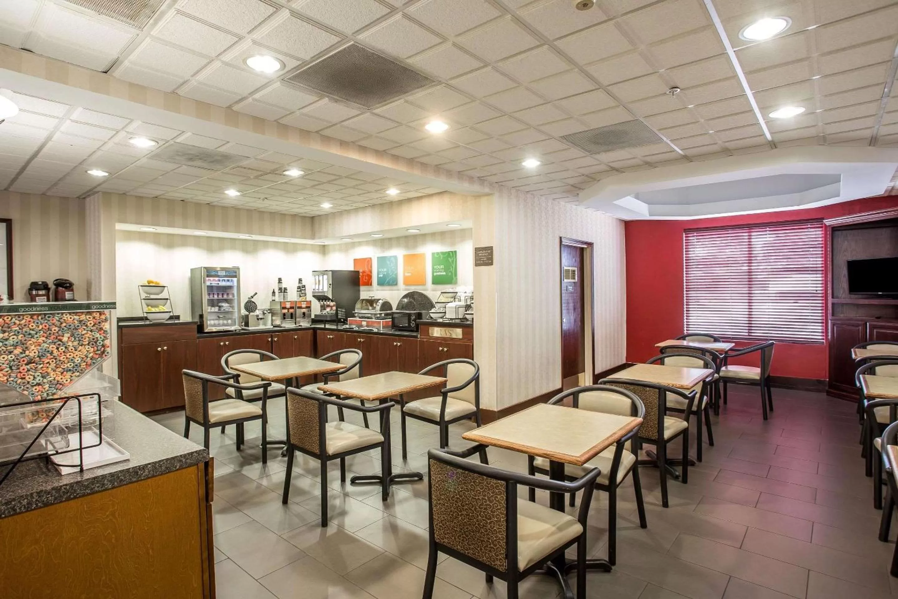 Restaurant/places to eat in Comfort Inn & Suites FtJackson Maingate