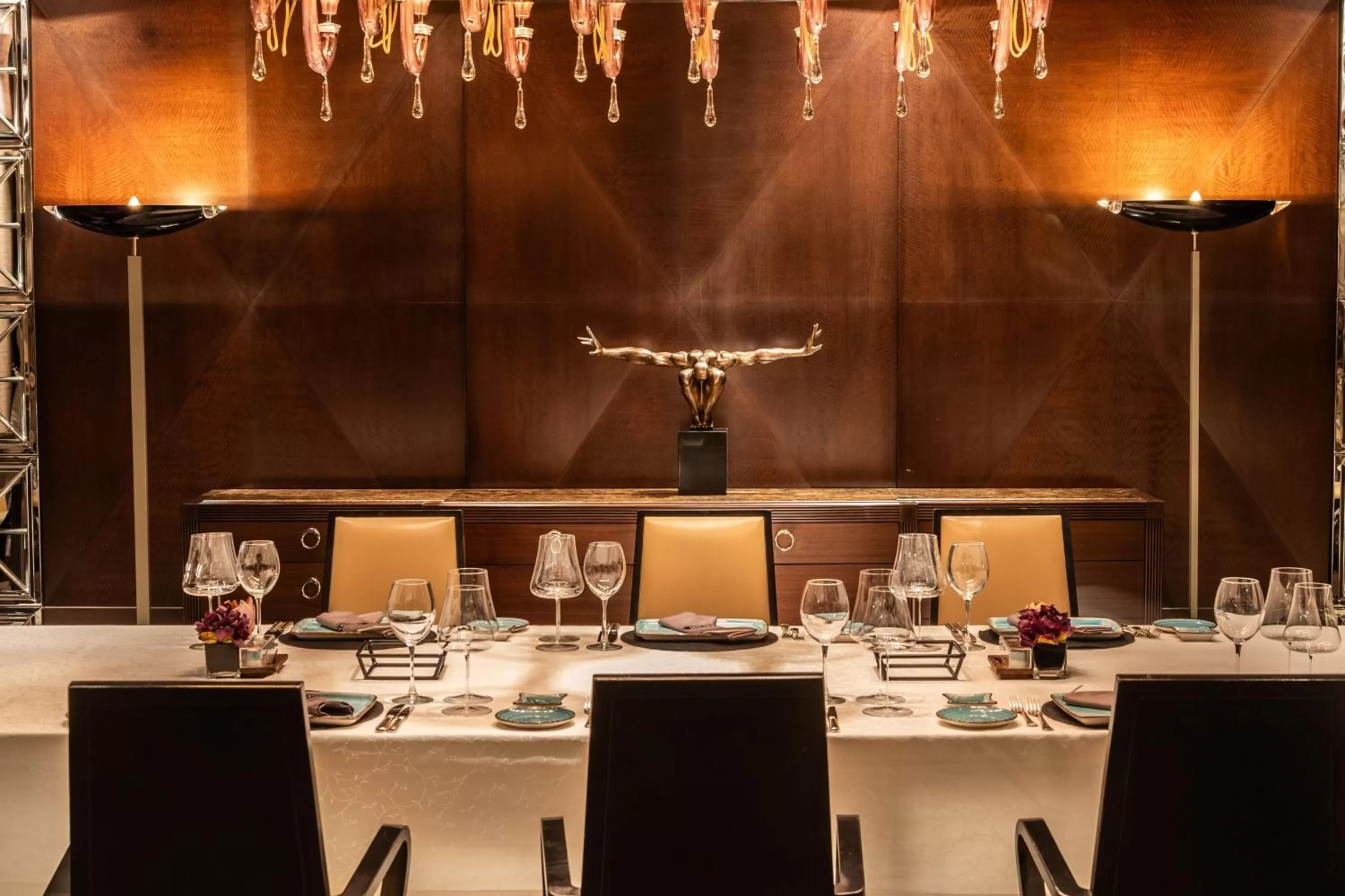 Restaurant/places to eat in Lugal, a Luxury Collection Hotel, Ankara