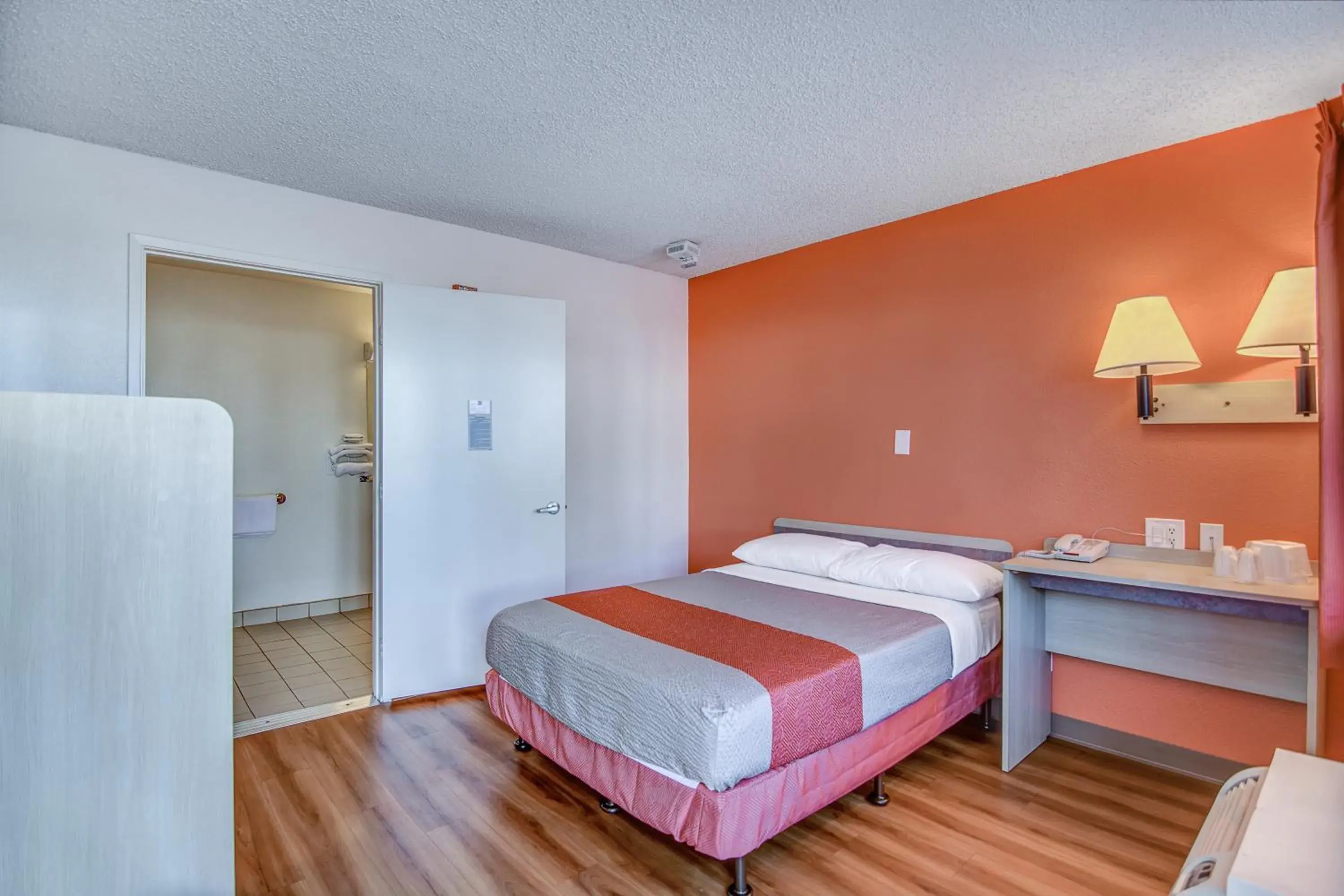 Bedroom, Bed in Motel 6-Stockton, CA - Charter Way West