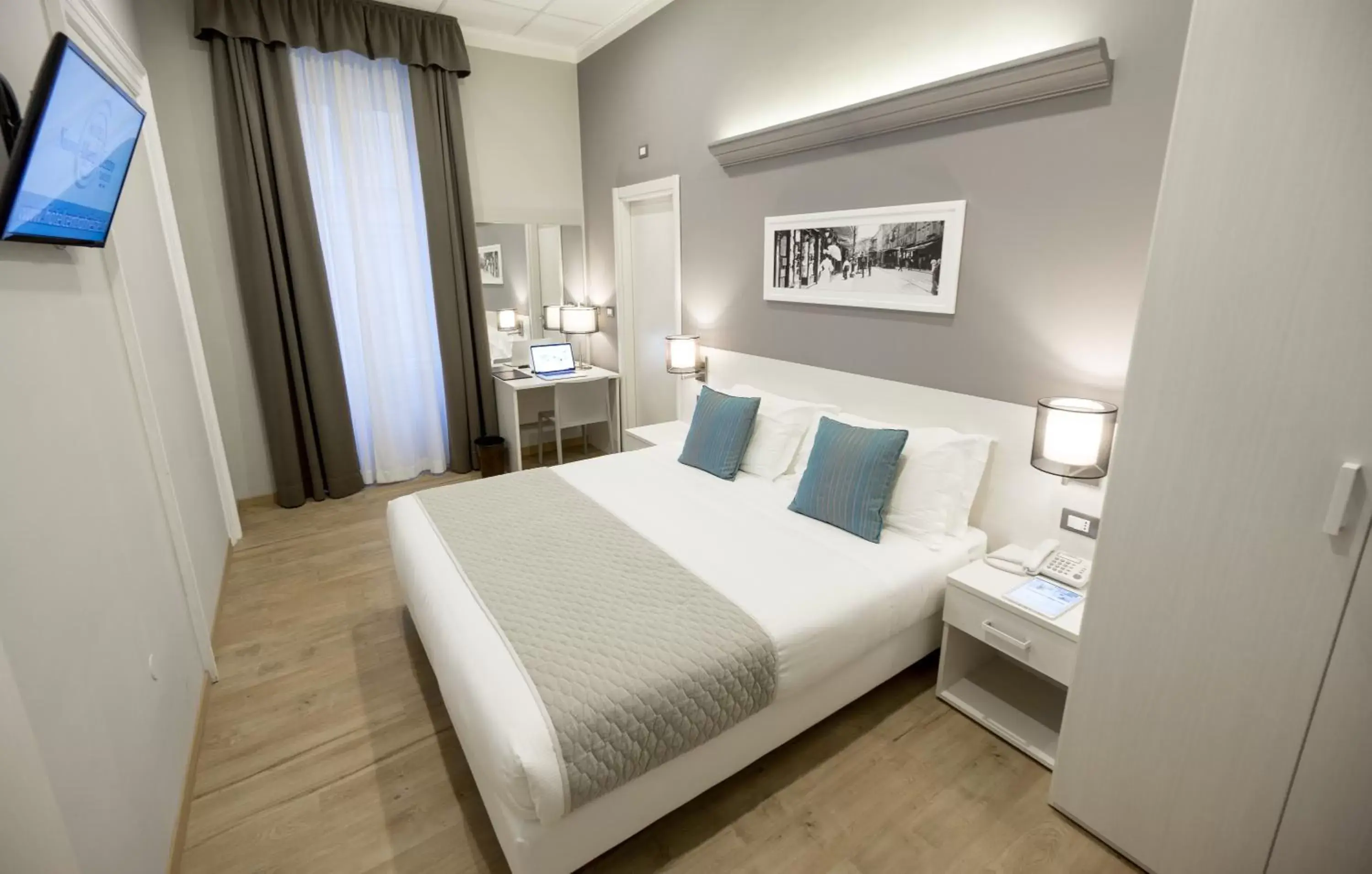 Photo of the whole room, Bed in Nuovo Albergo Centro