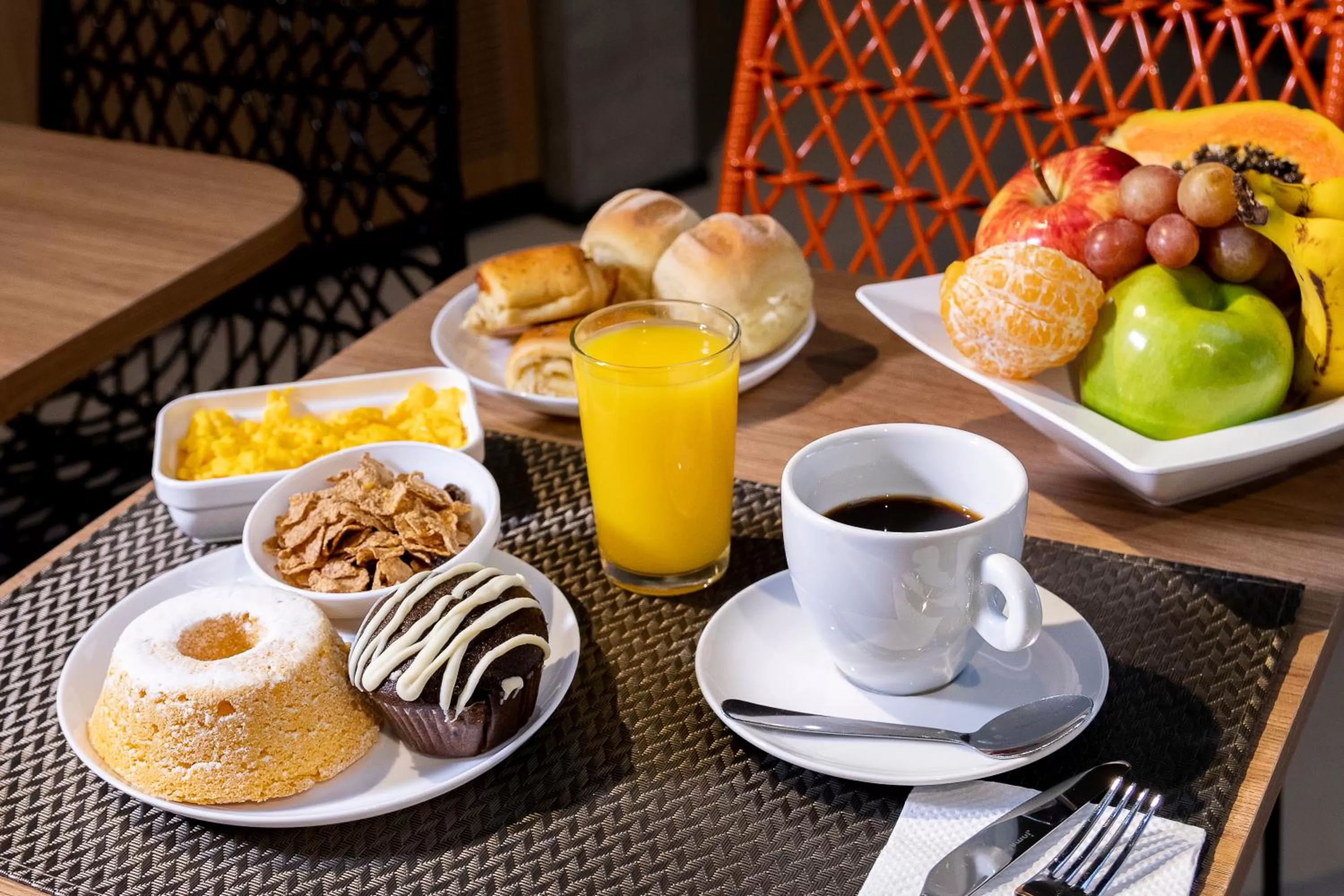 Food and drinks in ibis Ponta Grossa