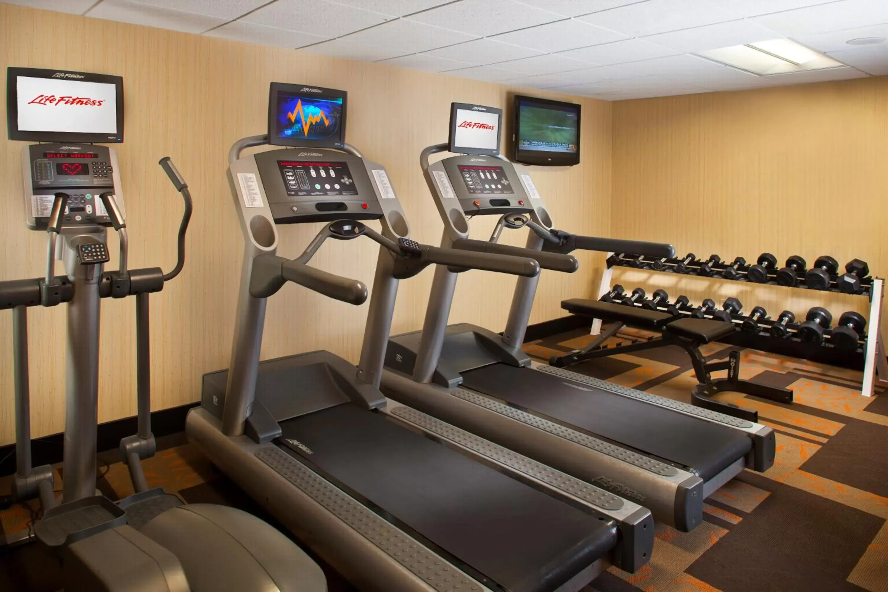 Fitness centre/facilities, Fitness Center/Facilities in Courtyard by Marriott Little Rock West