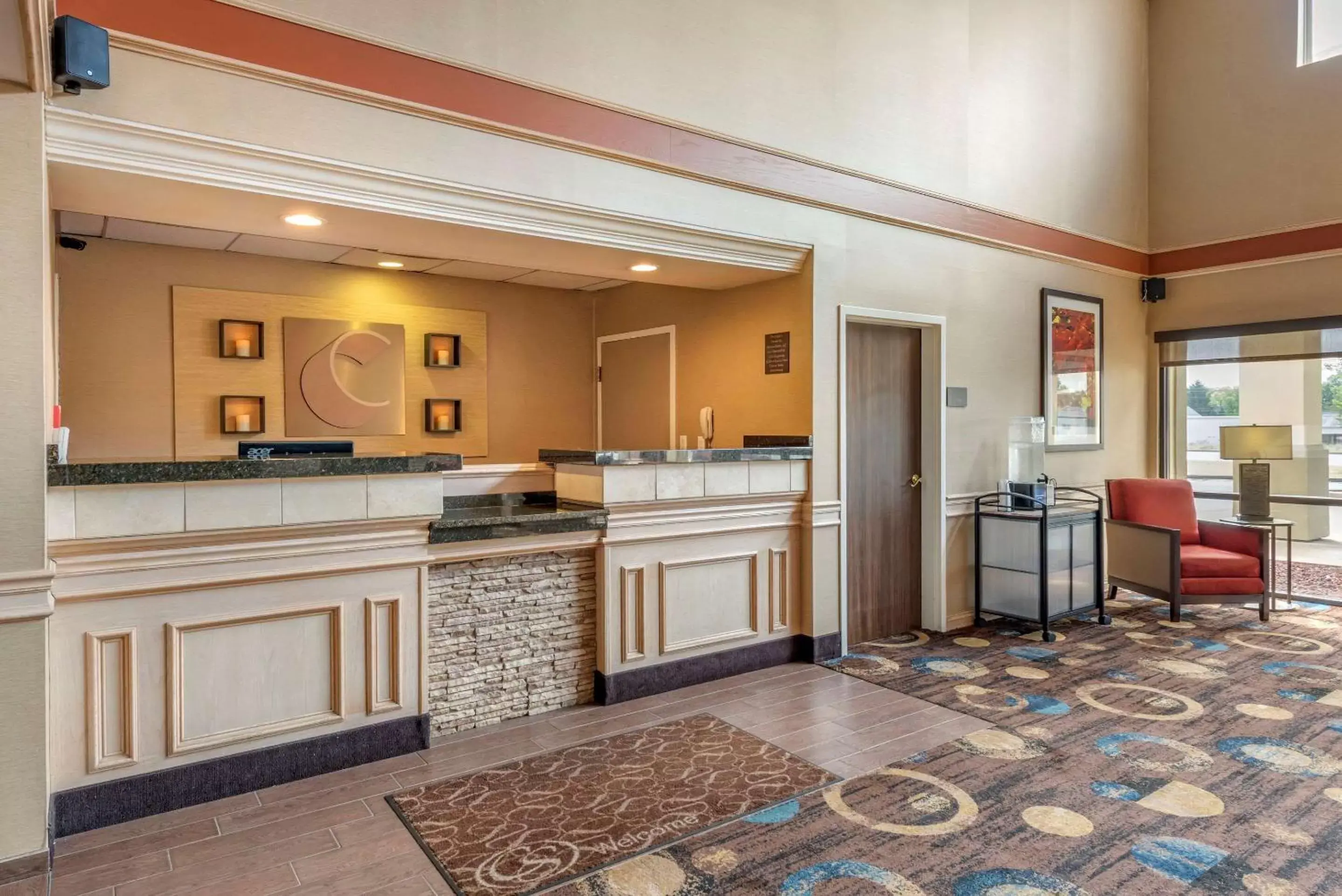 Lobby or reception in Comfort Suites Marion North Lobby or reception in Comfort Suites Marion North