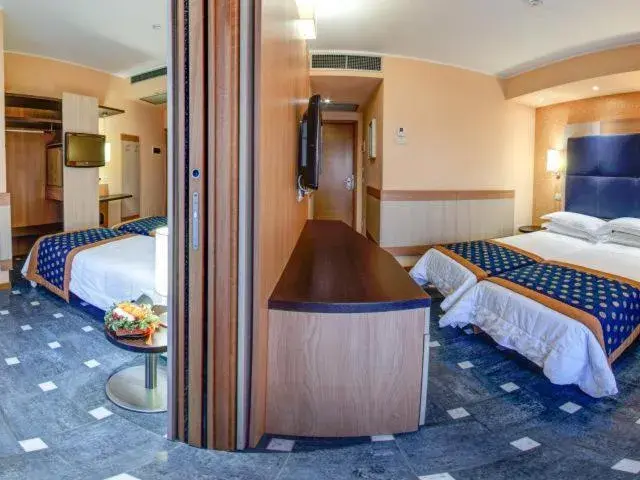 Photo of the whole room, Bed in Hotel Genty