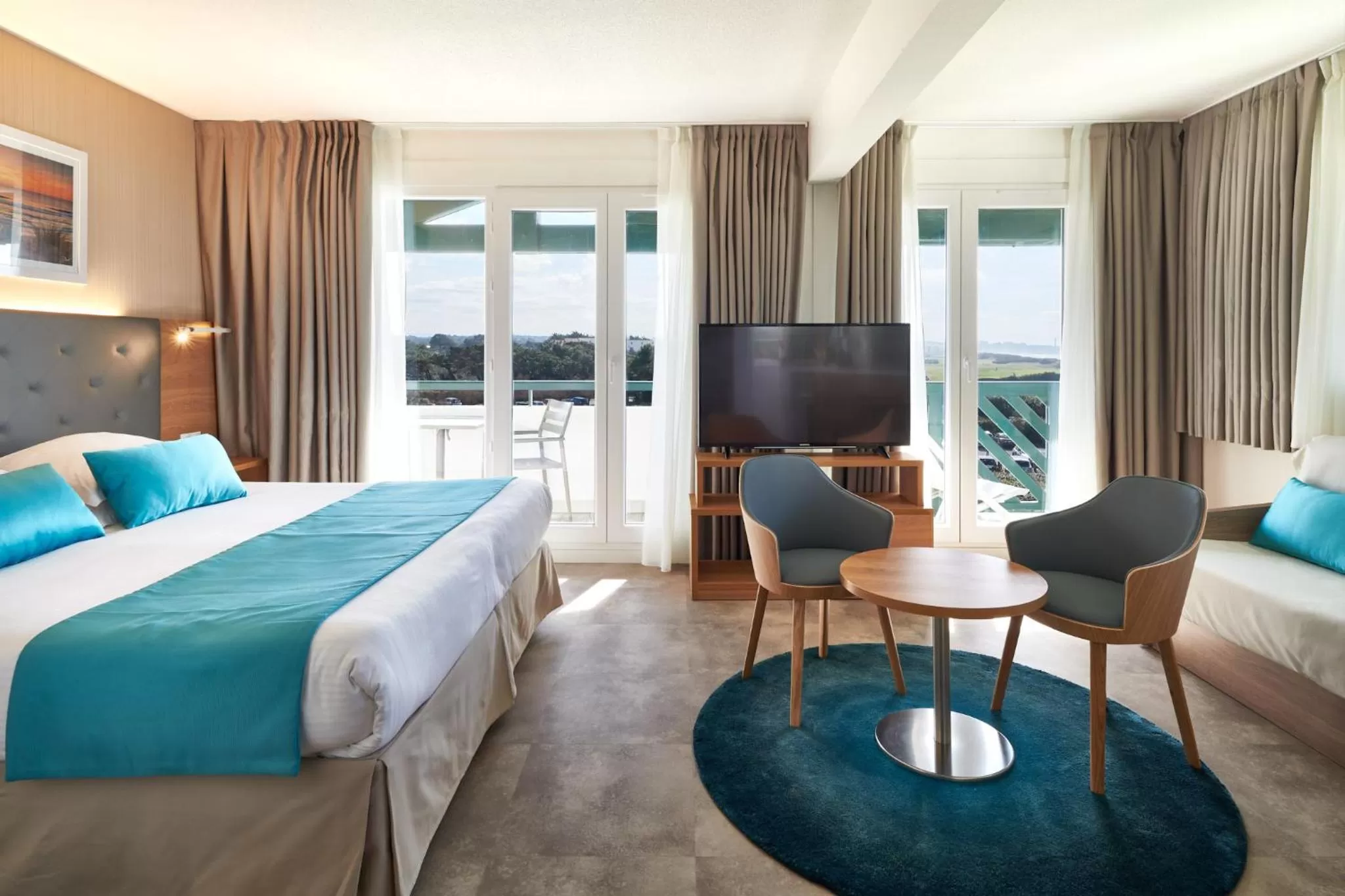 Bedroom, Bed in Atlanthal