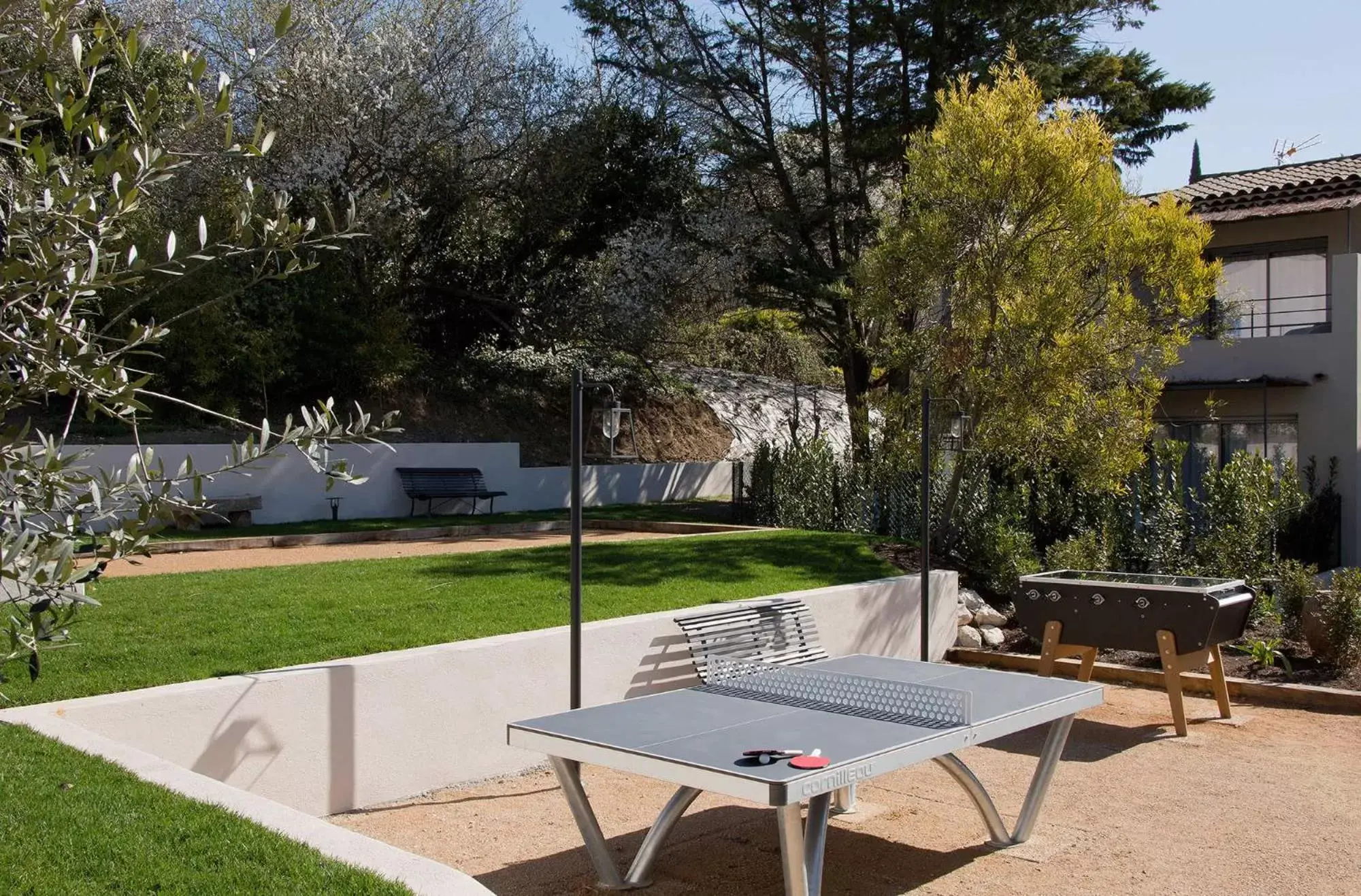 Table tennis in La Bastide de Biot