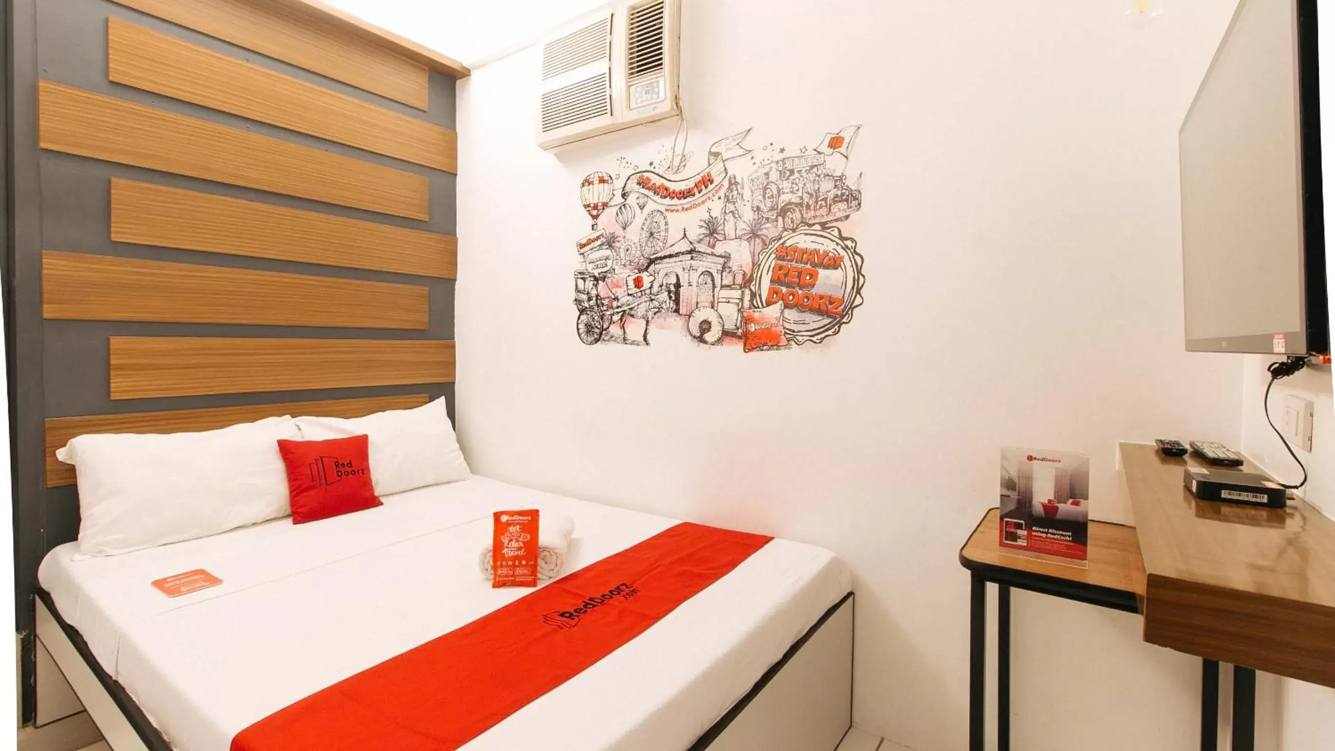 Bed in RedDoorz near Fishermall Quezon City