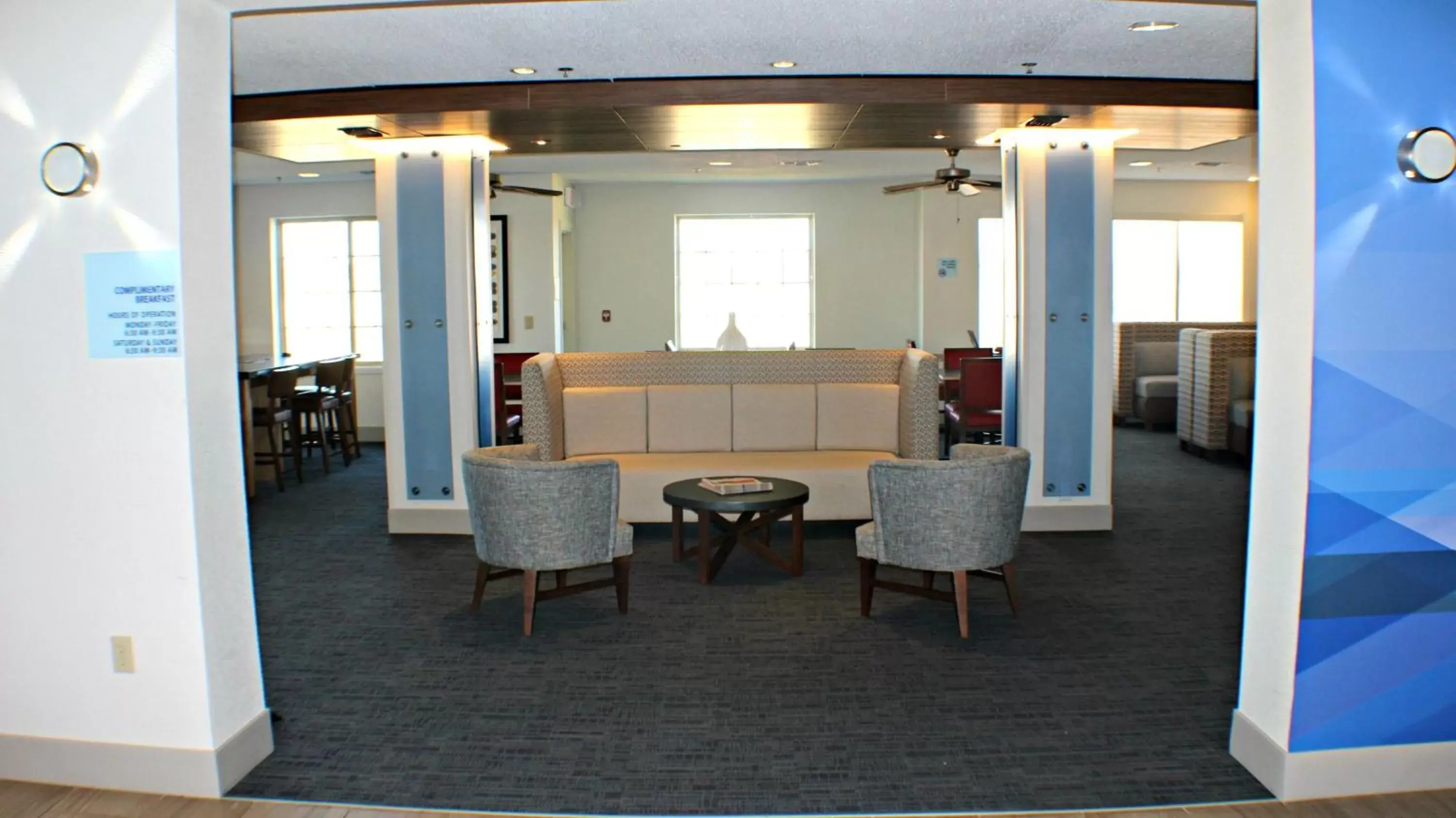 Property building in Holiday Inn Express & Suites Plainview by IHG Property building in Holiday Inn Express & Suites Plainview by IHG