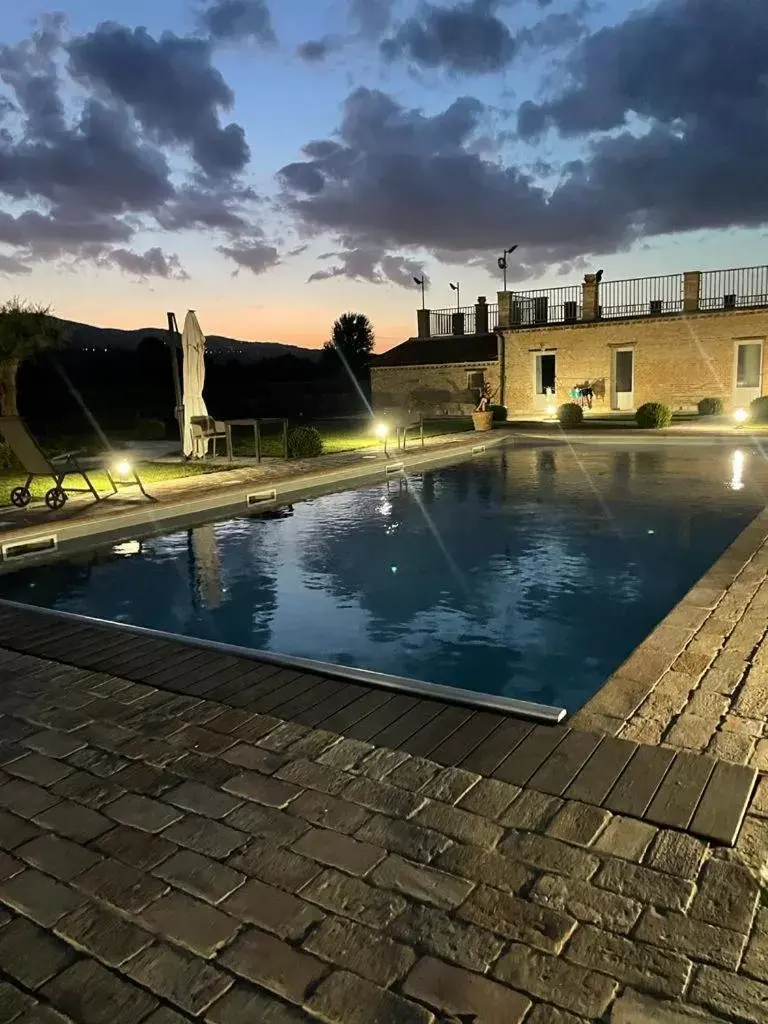 Swimming Pool in B&B Tenuta Filippi