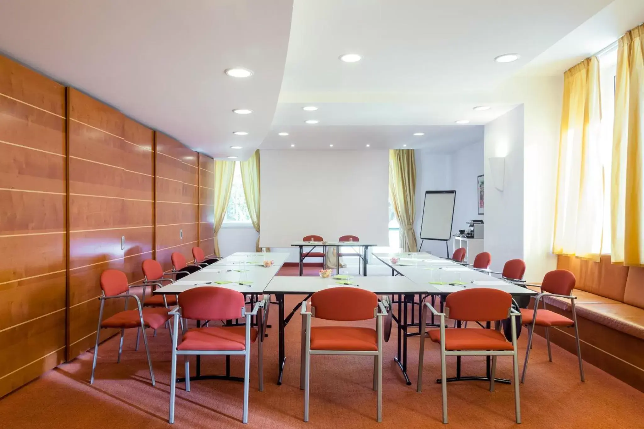 Meeting/conference room in Ibis Styles Bari Giovinazzo