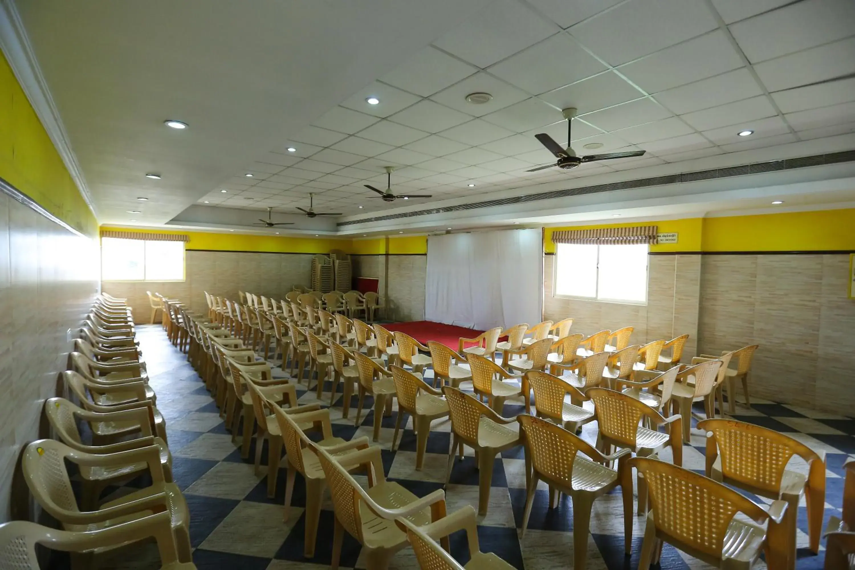 Banquet/Function facilities, Banquet Facilities in Season 4 Residences - Teynampet Near Apollo Hospital ,Balaji Dental, US Consulate